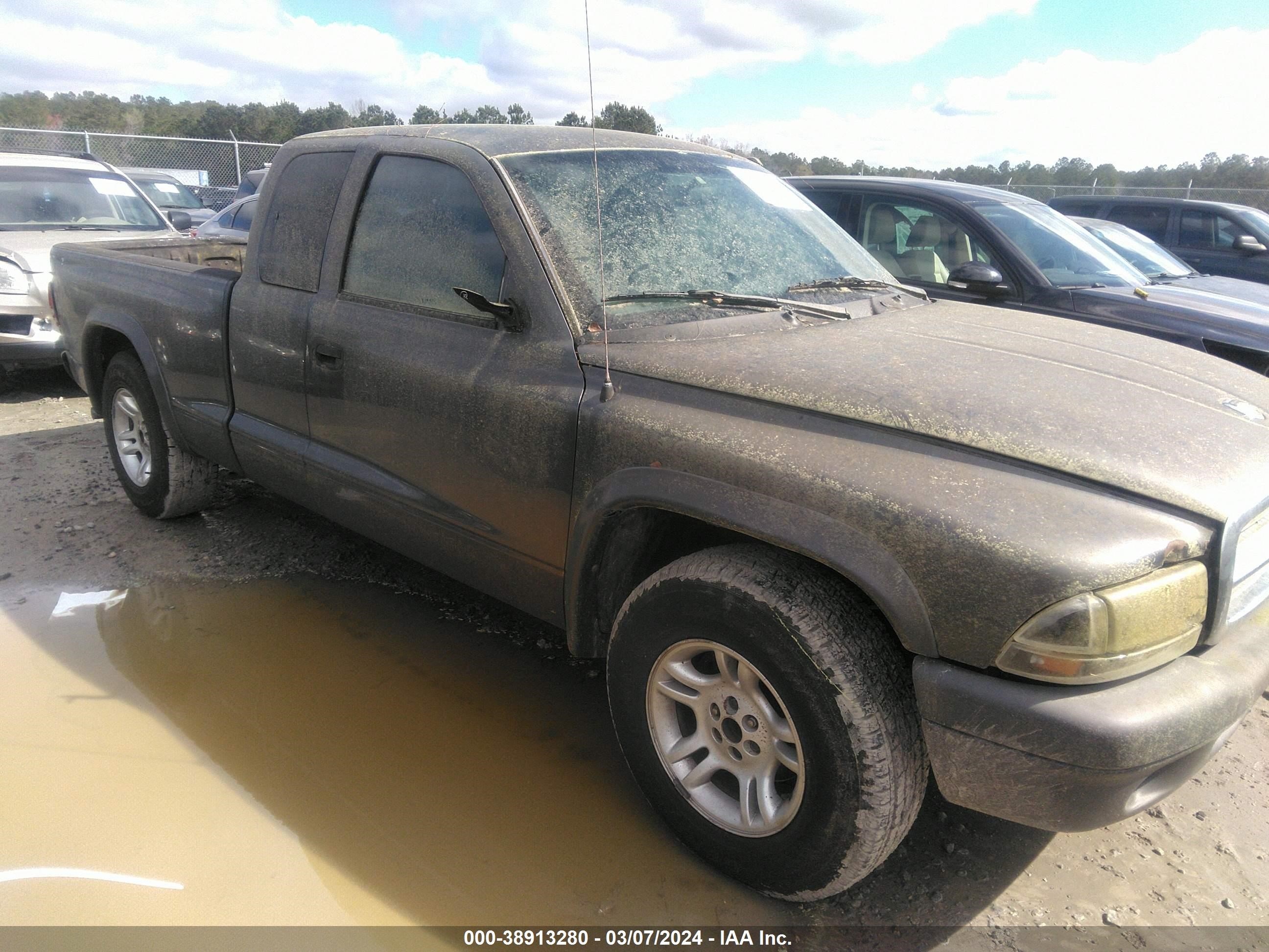 DODGE DAKOTA 2004 1d7gl12k14s659442