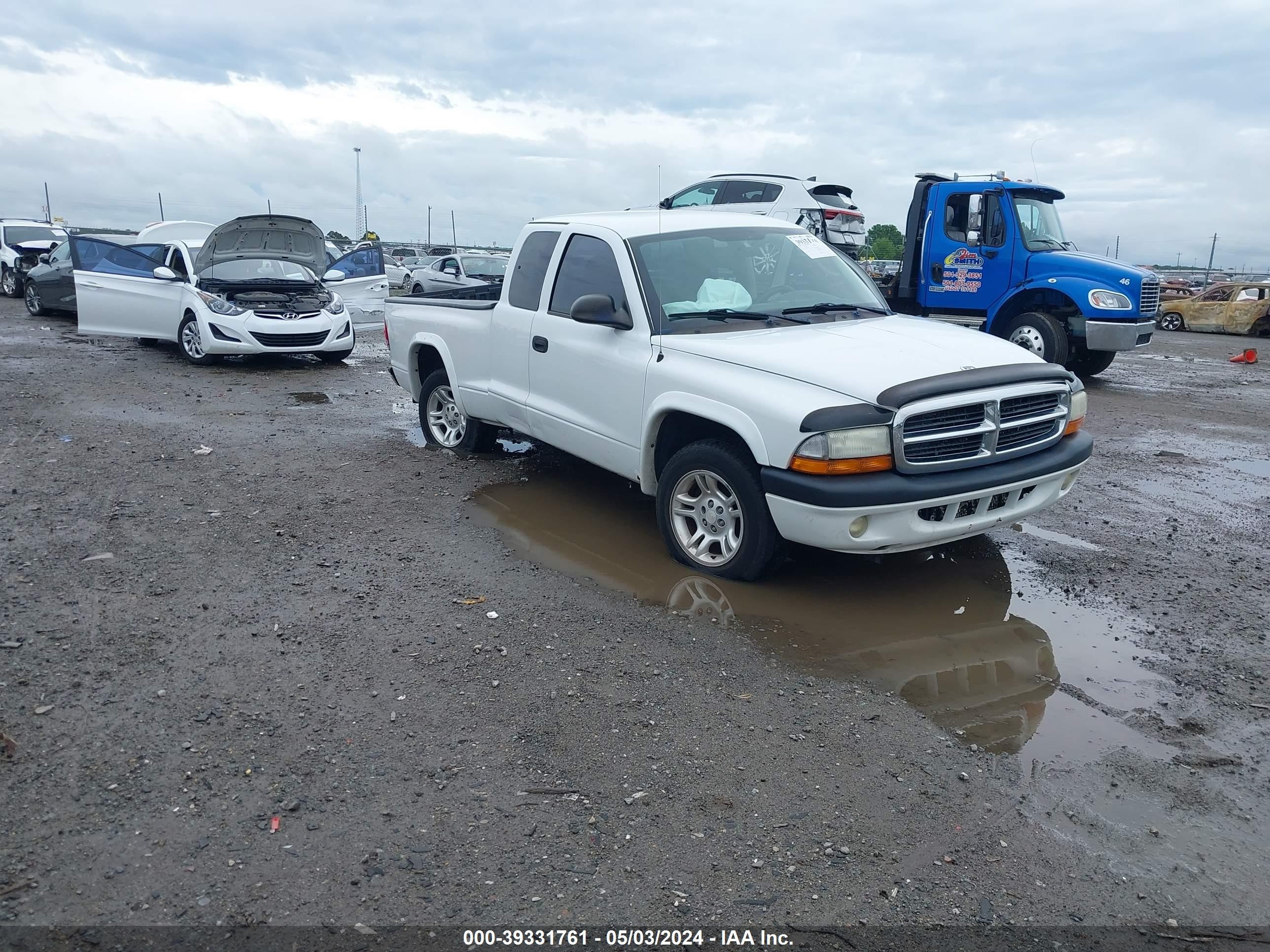 DODGE DAKOTA 2004 1d7gl32k24s695376