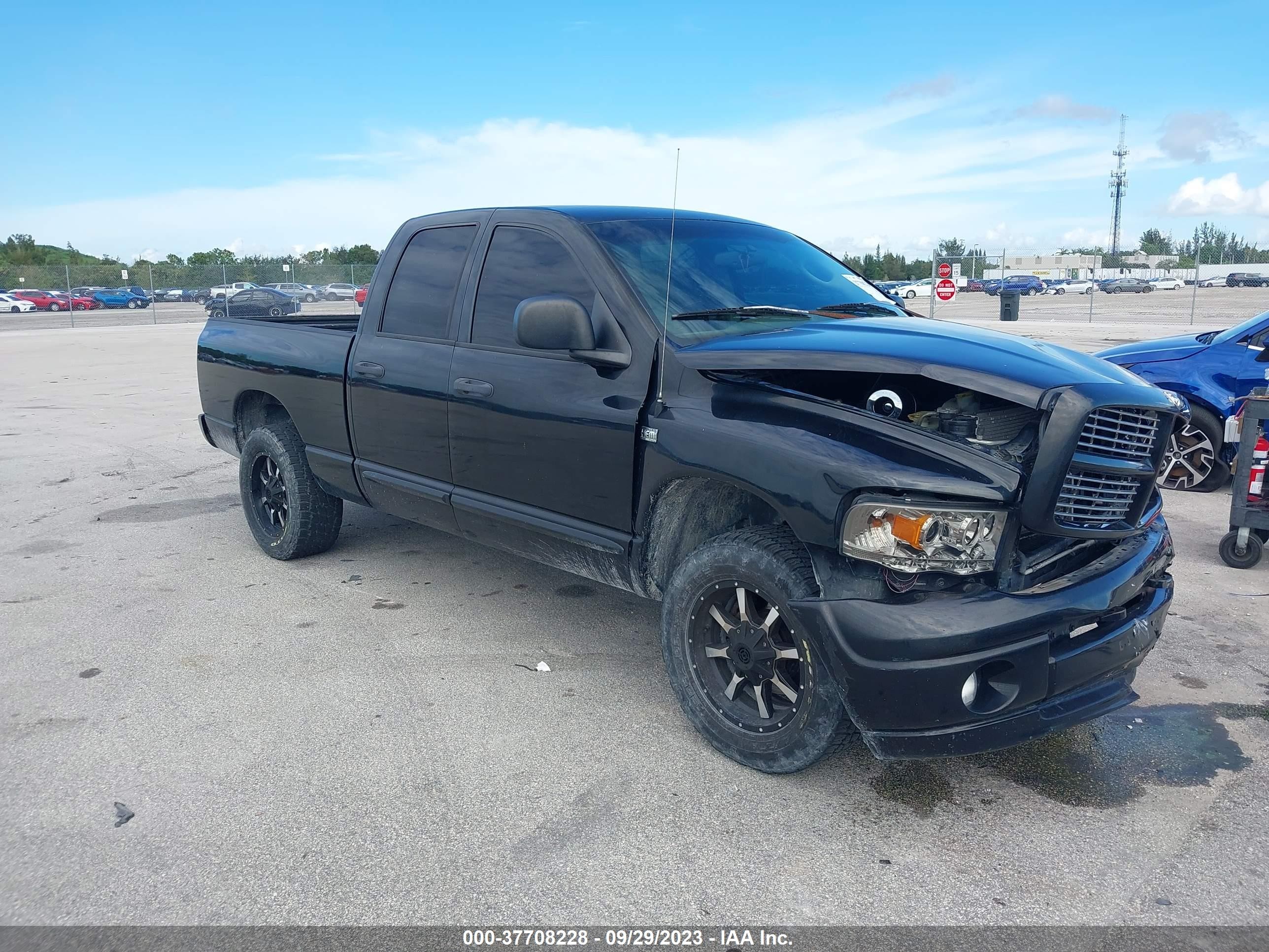 DODGE RAM 2004 1d7ha18d74s681030