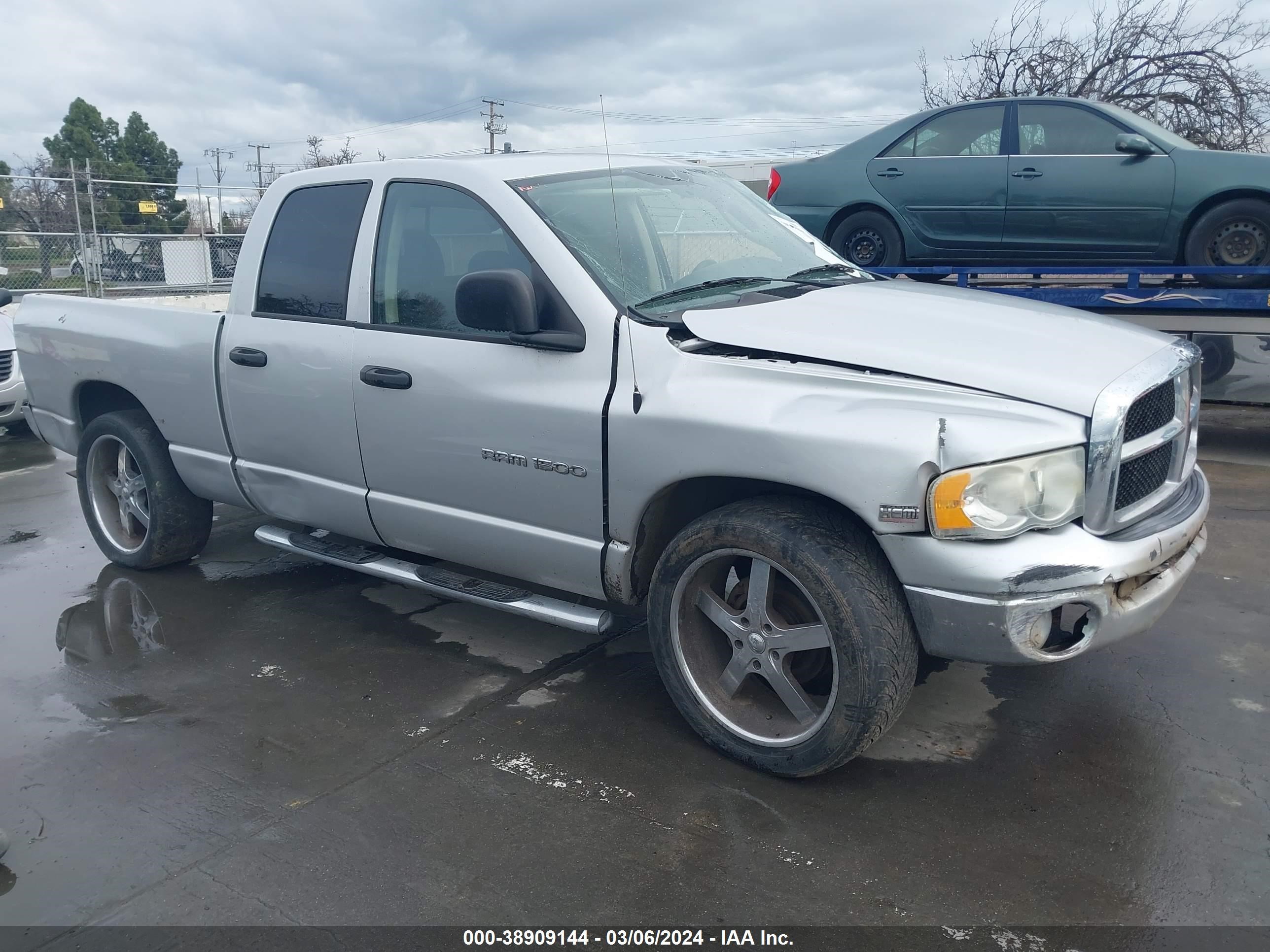 DODGE RAM 2005 1d7ha18d85s284556