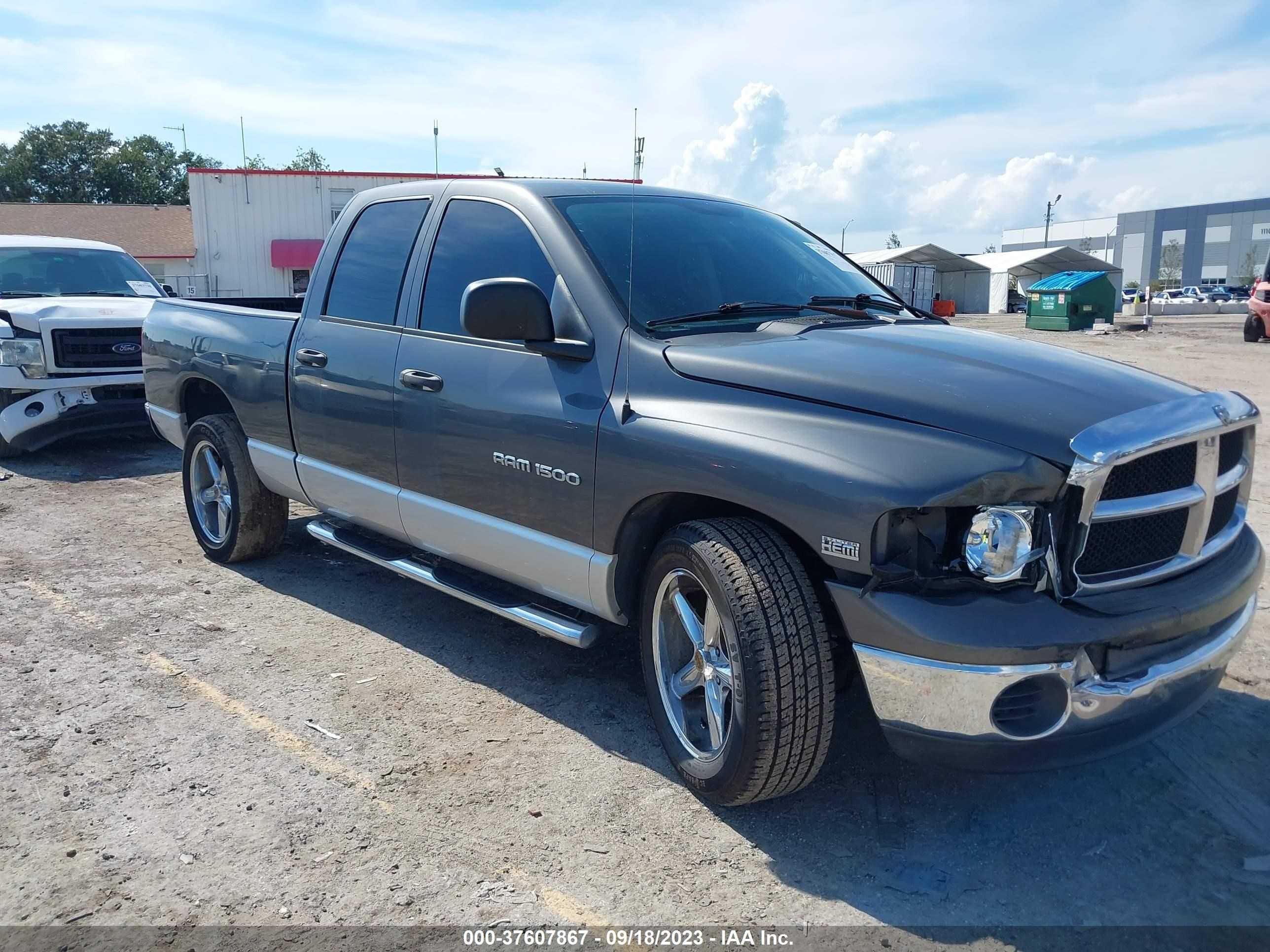 DODGE RAM 2004 1d7ha18dx4s558578