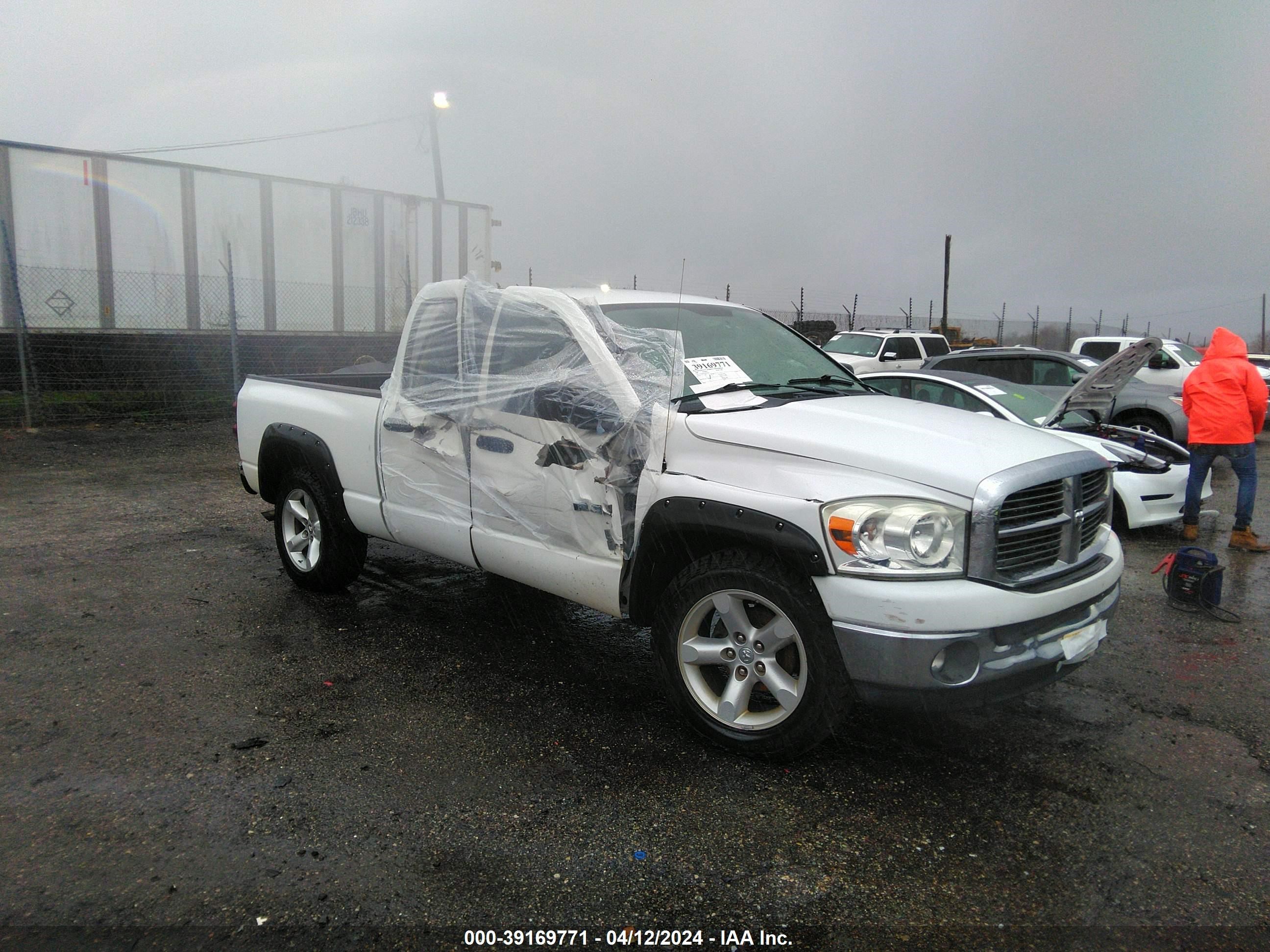 DODGE RAM 2008 1d7ha18n38j225627