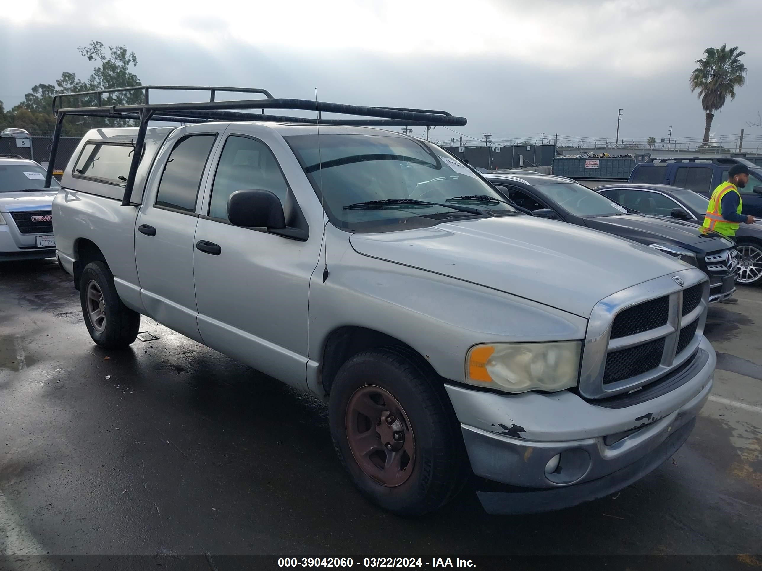 DODGE RAM 2004 1d7ha18n74s652040