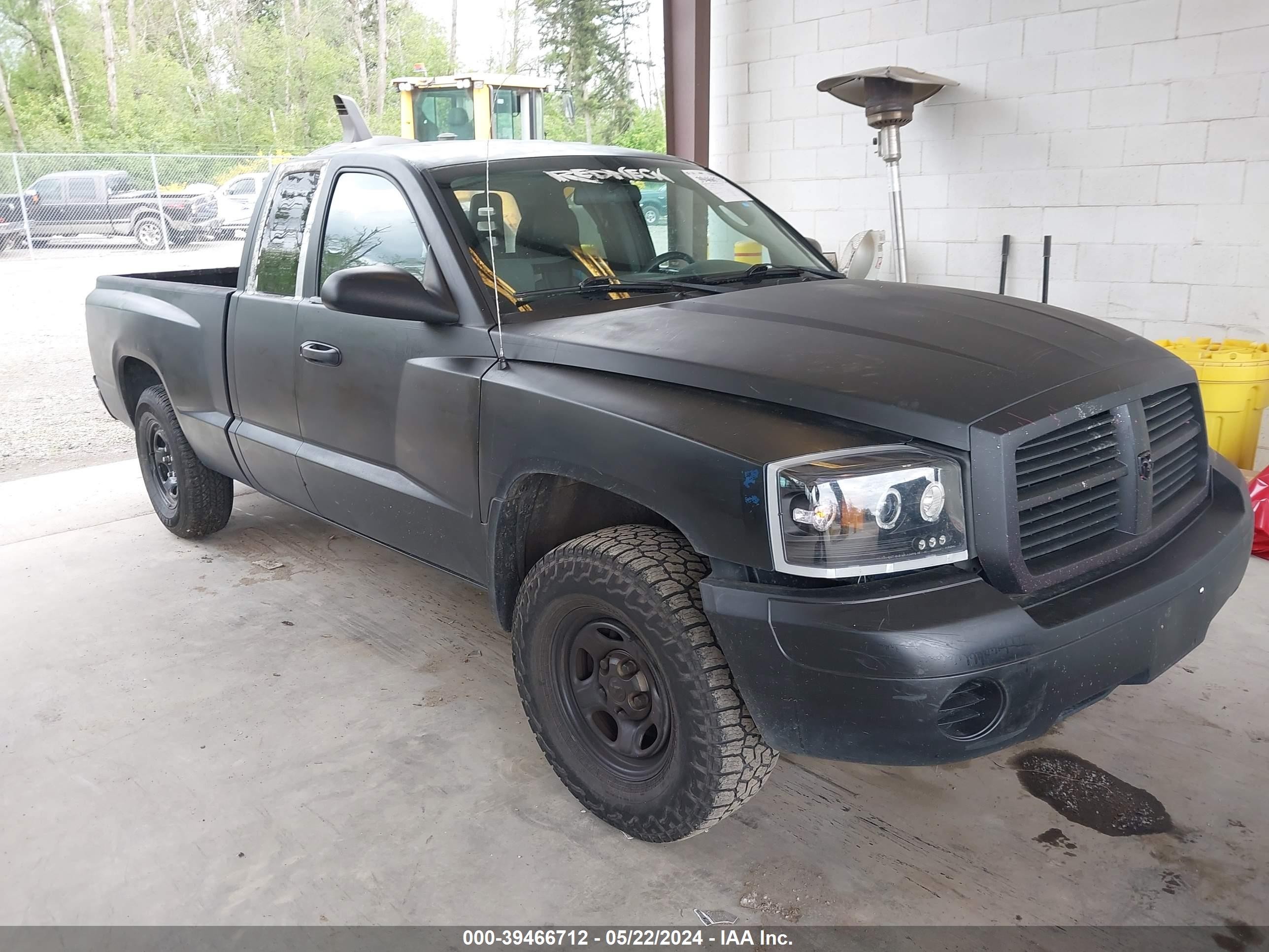 DODGE DAKOTA 2005 1d7he22k15s353671