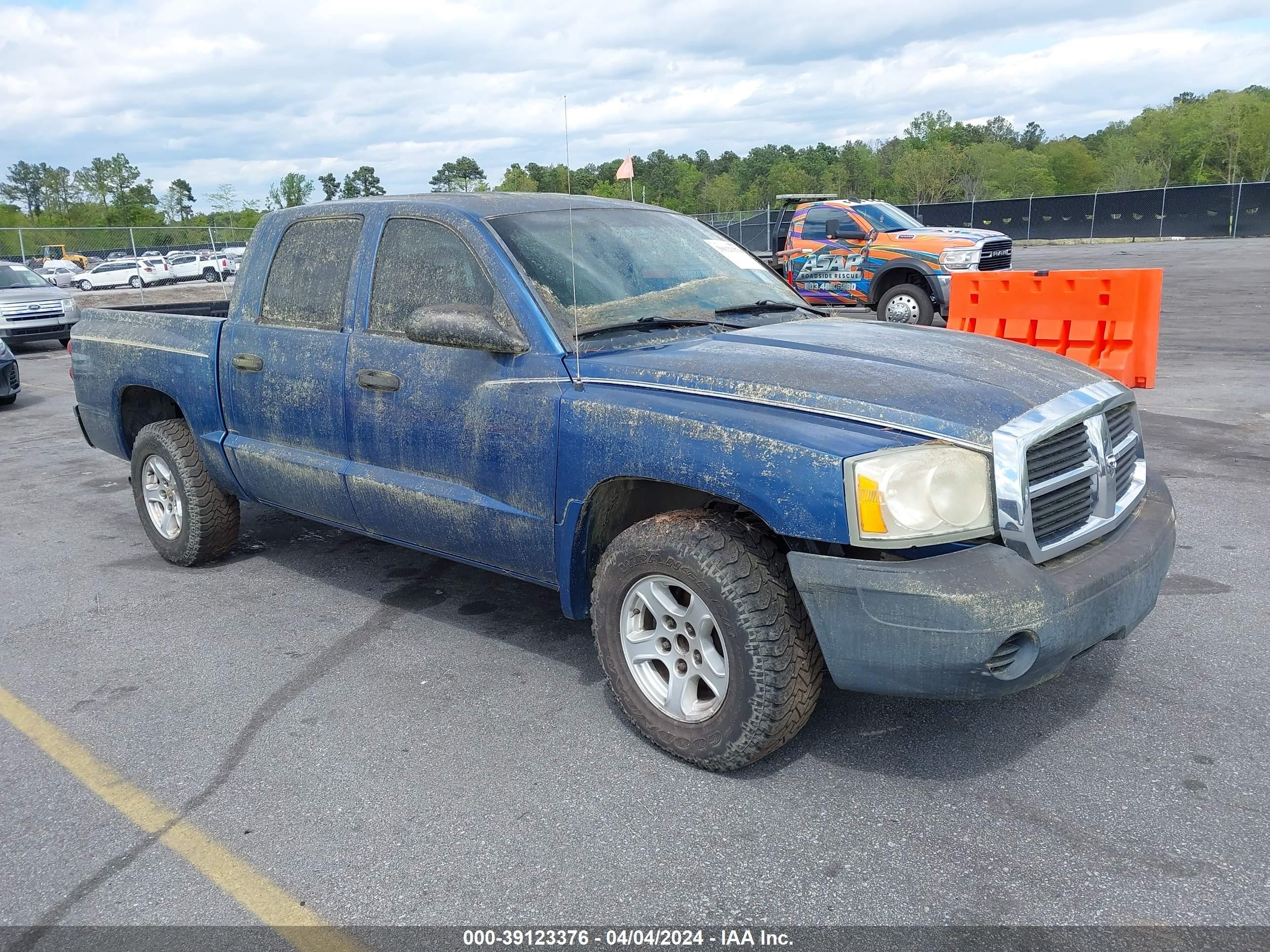 DODGE DAKOTA 2005 1d7he28k25s102004