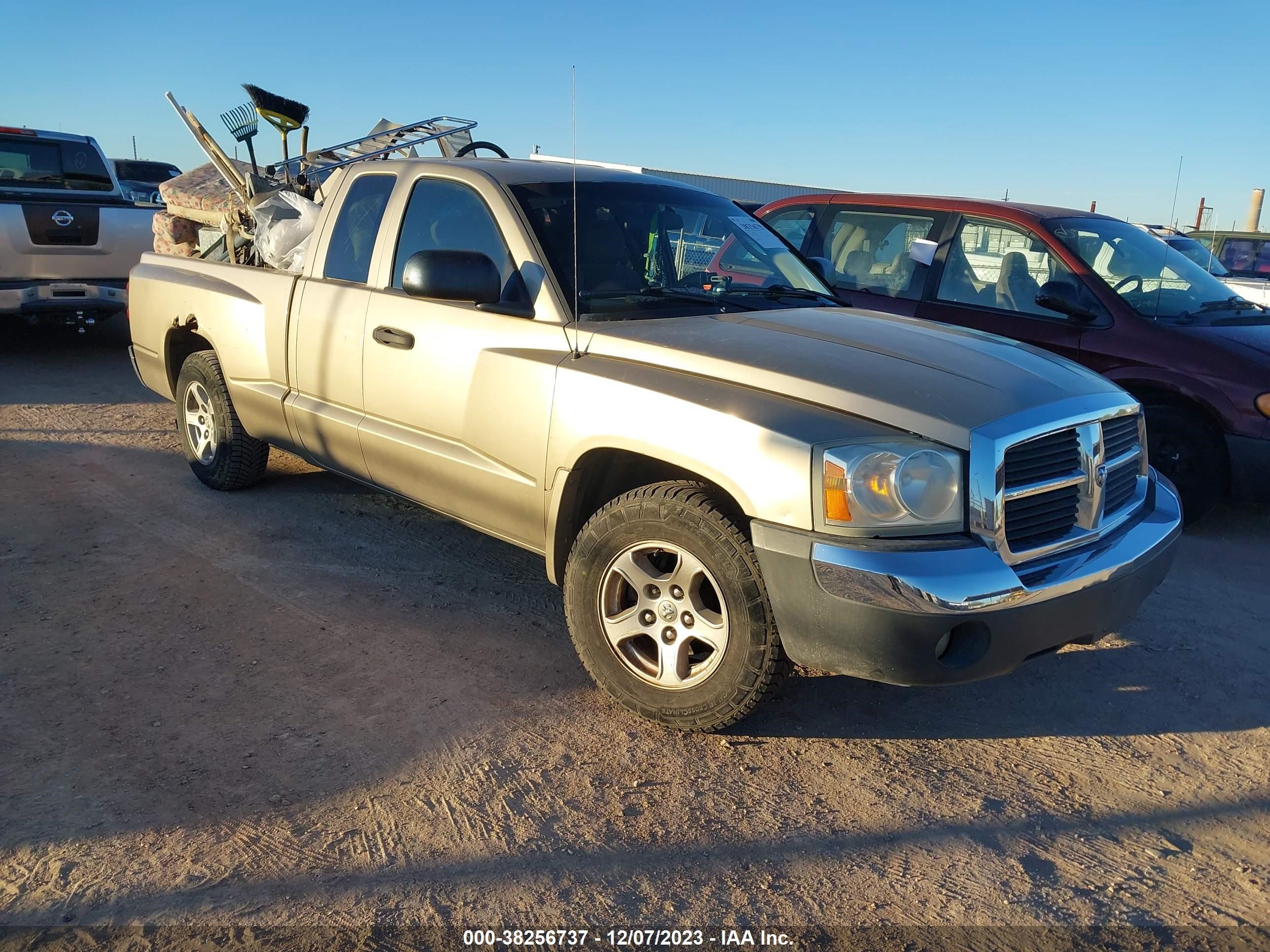 DODGE DAKOTA 2005 1d7he42k15s251055