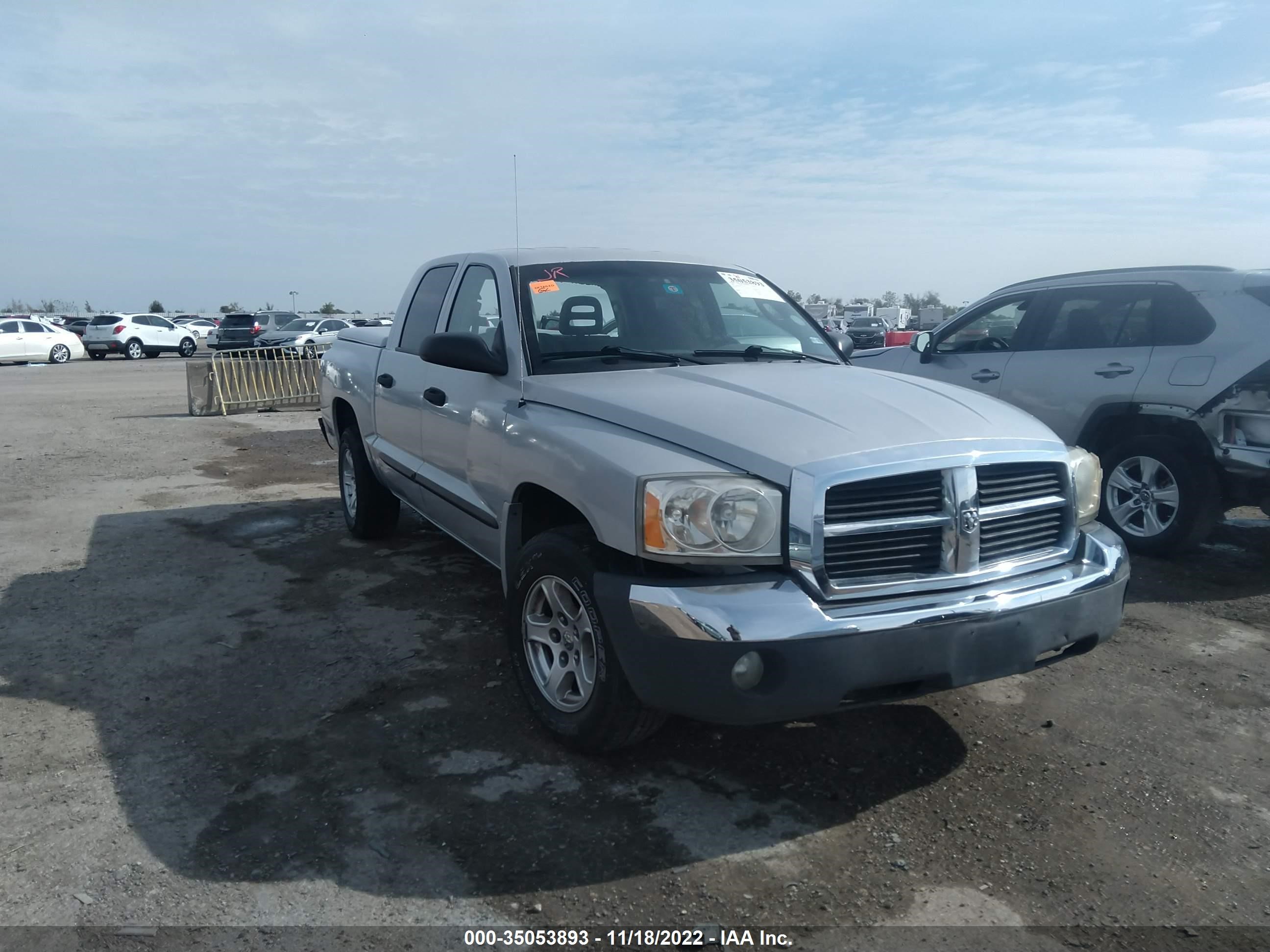 DODGE DAKOTA 2005 1d7he48k75s321956