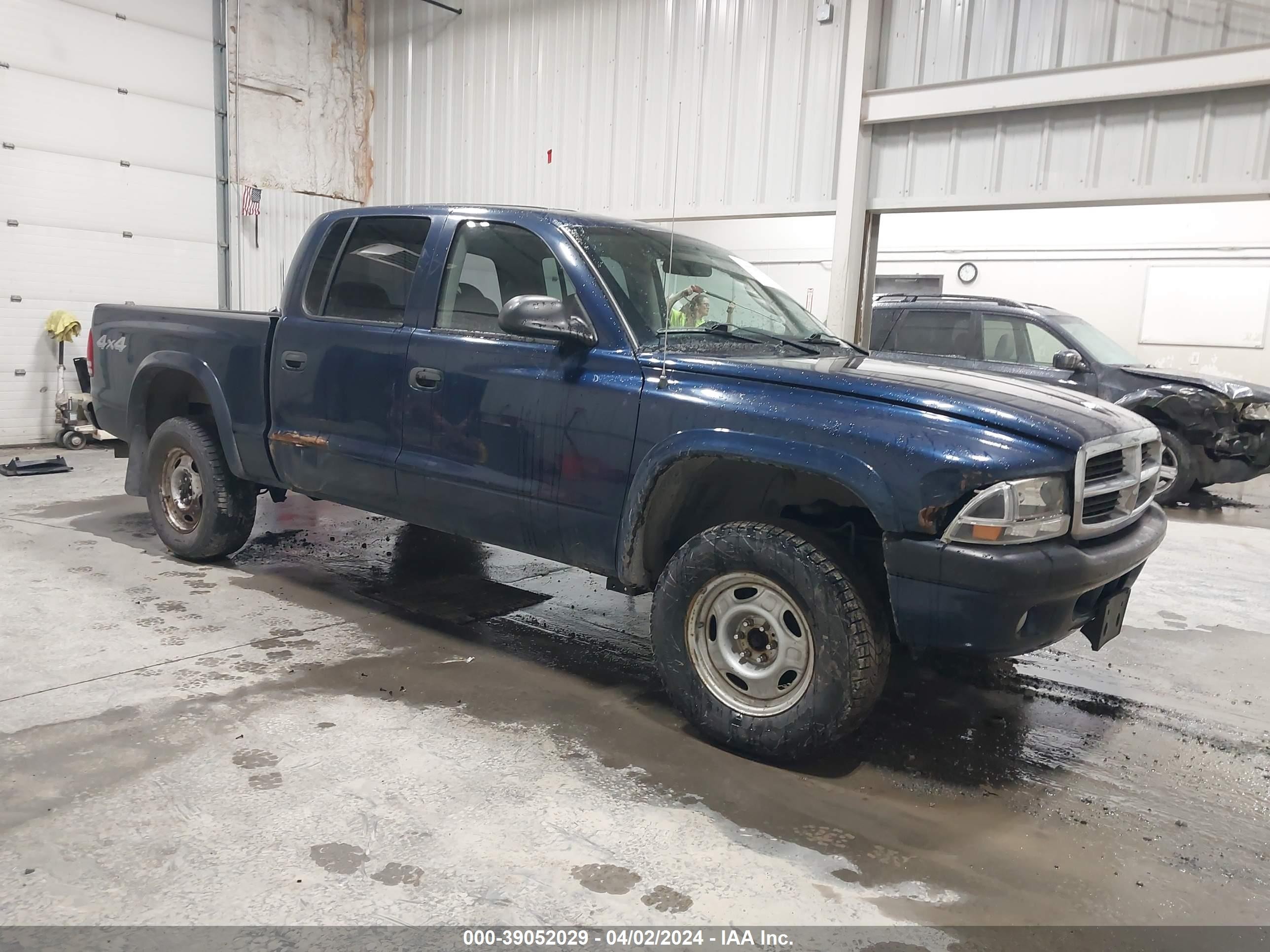 DODGE DAKOTA 2004 1d7hg38k14s571180