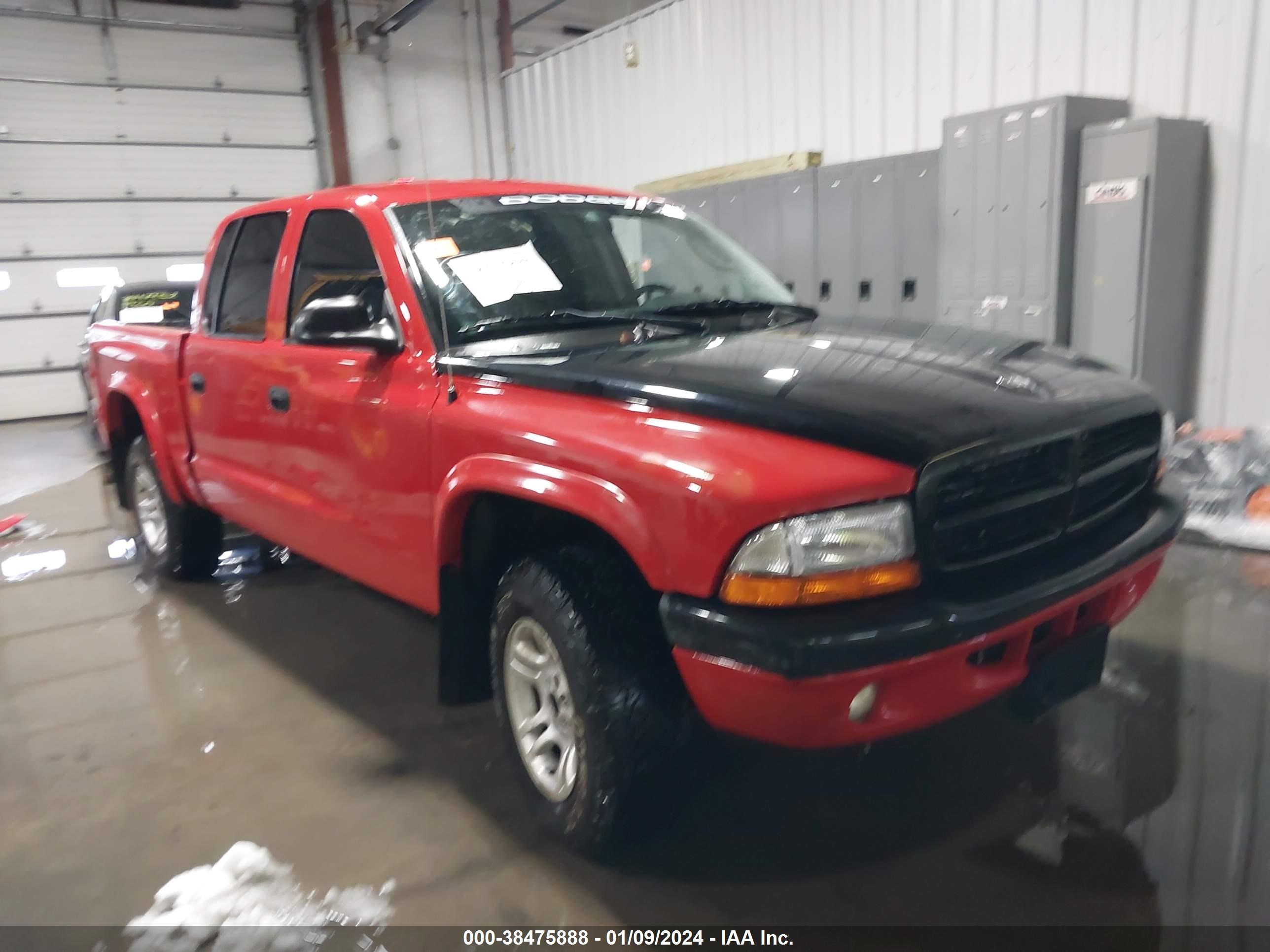 DODGE DAKOTA 2004 1d7hg38k94s686819