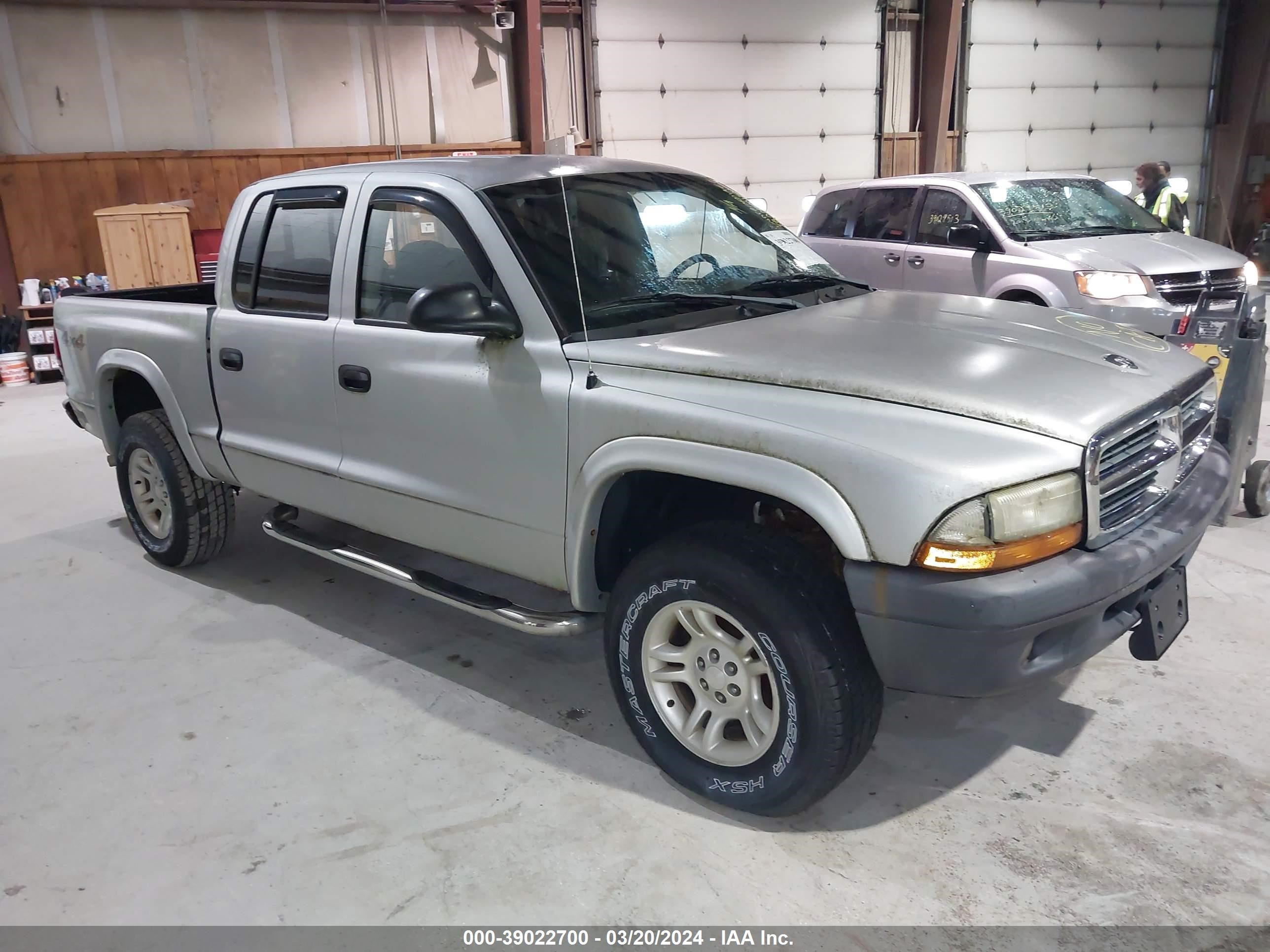 DODGE DAKOTA 2004 1d7hg38n04s769551