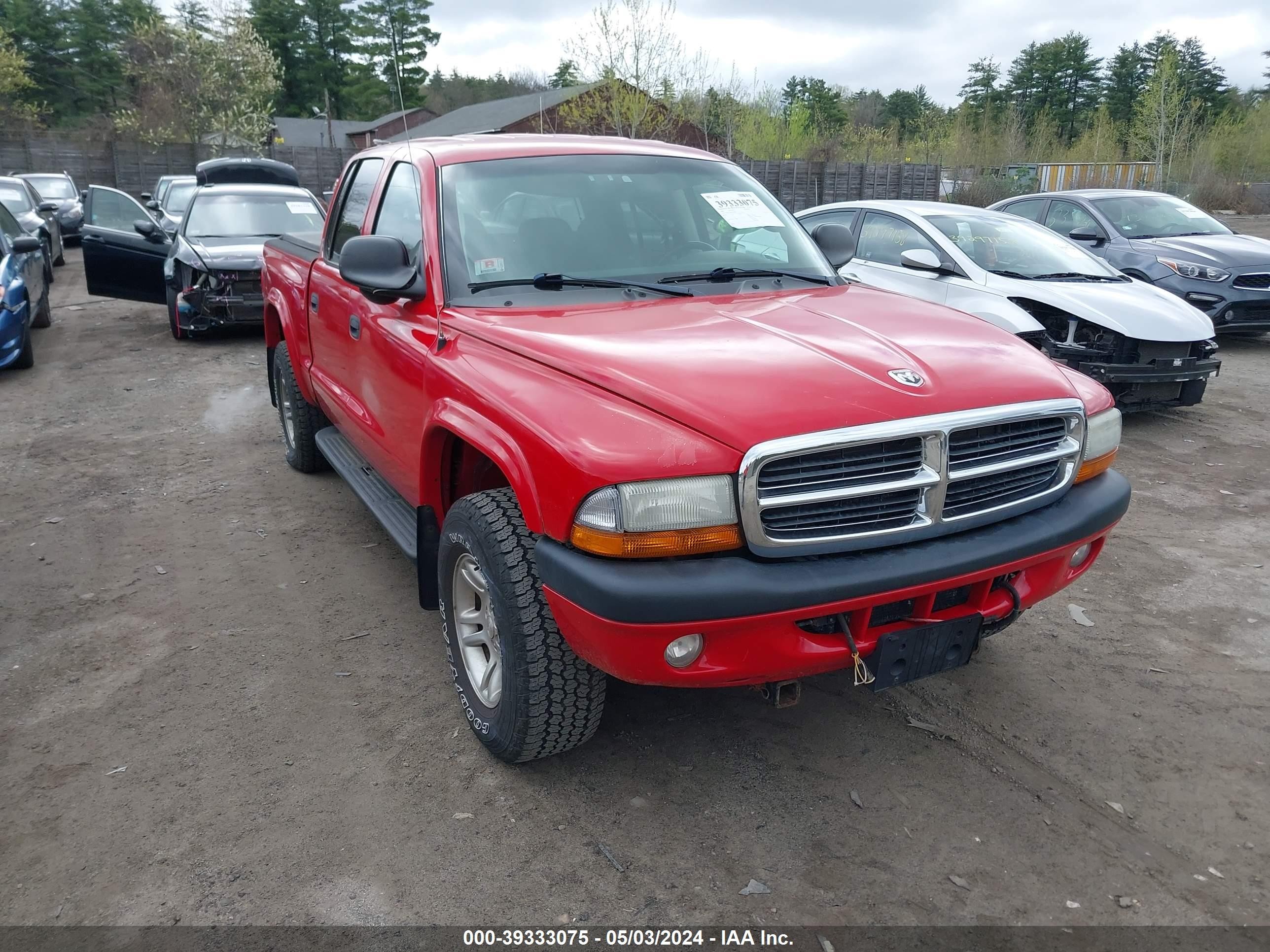 DODGE DAKOTA 2004 1d7hg38n44s587495