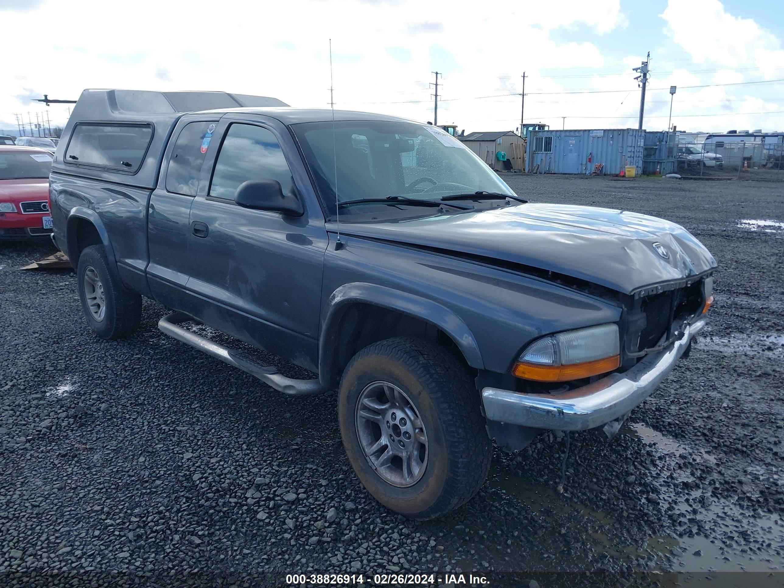 DODGE DAKOTA 2004 1d7hg42n54s750119