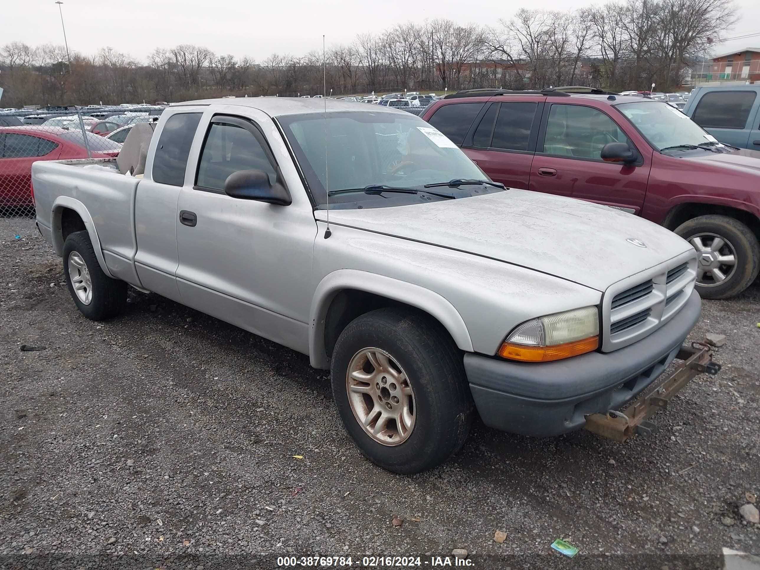 DODGE DAKOTA 2003 1d7hl12x83s153850