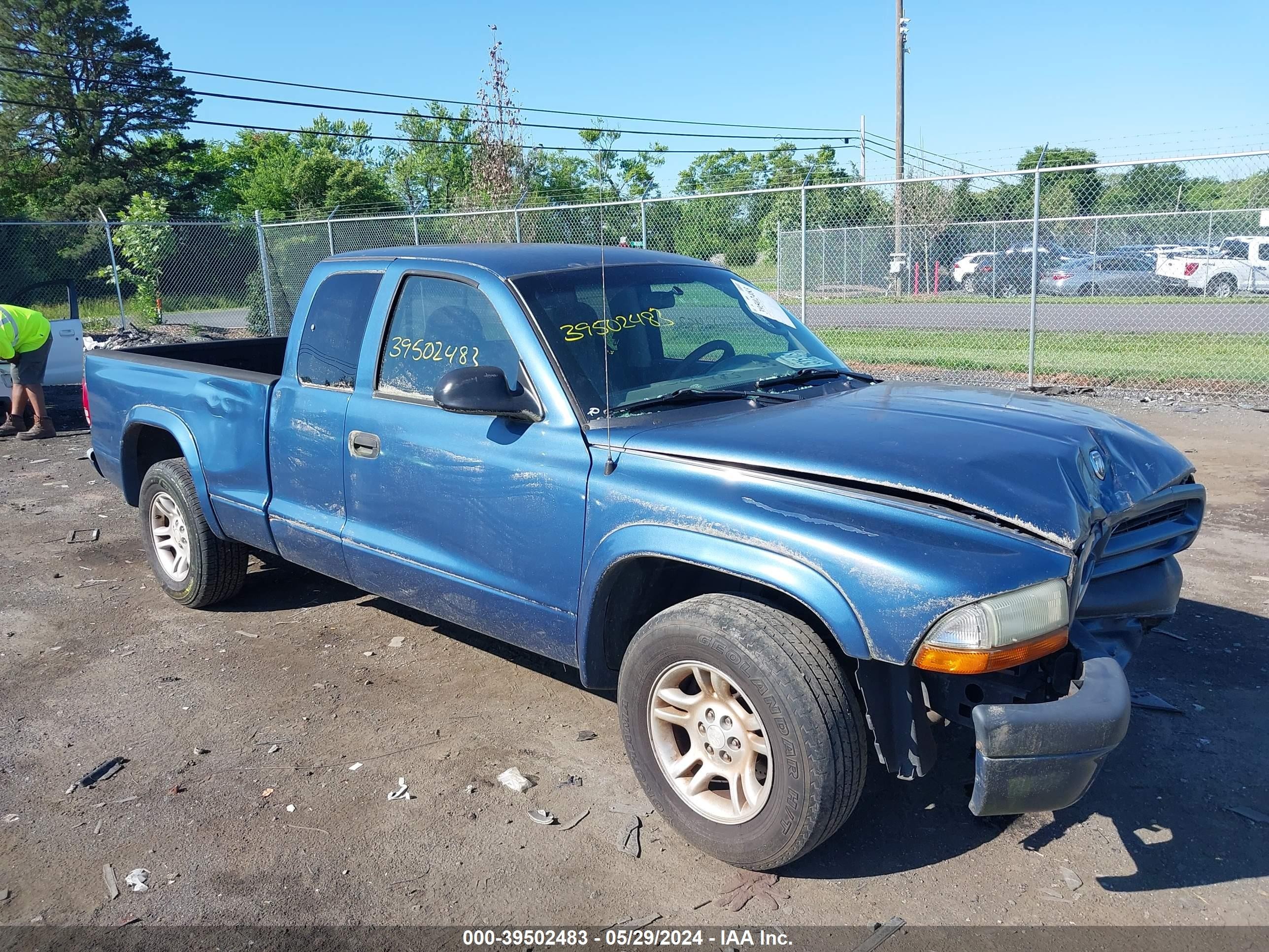 DODGE DAKOTA 2003 1d7hl32x93s110050