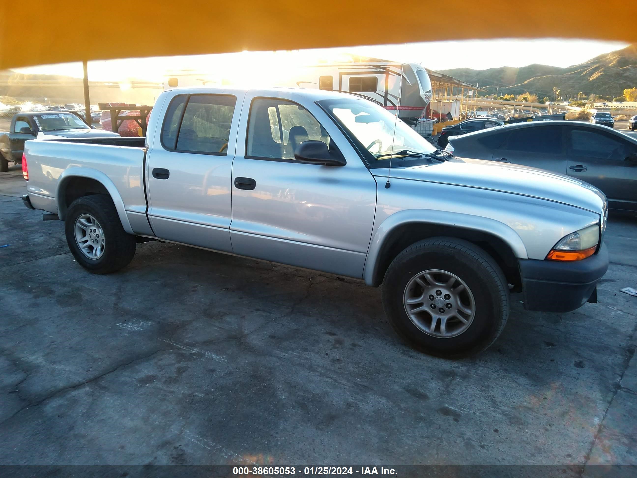 DODGE DAKOTA 2004 1d7hl38k34s587201