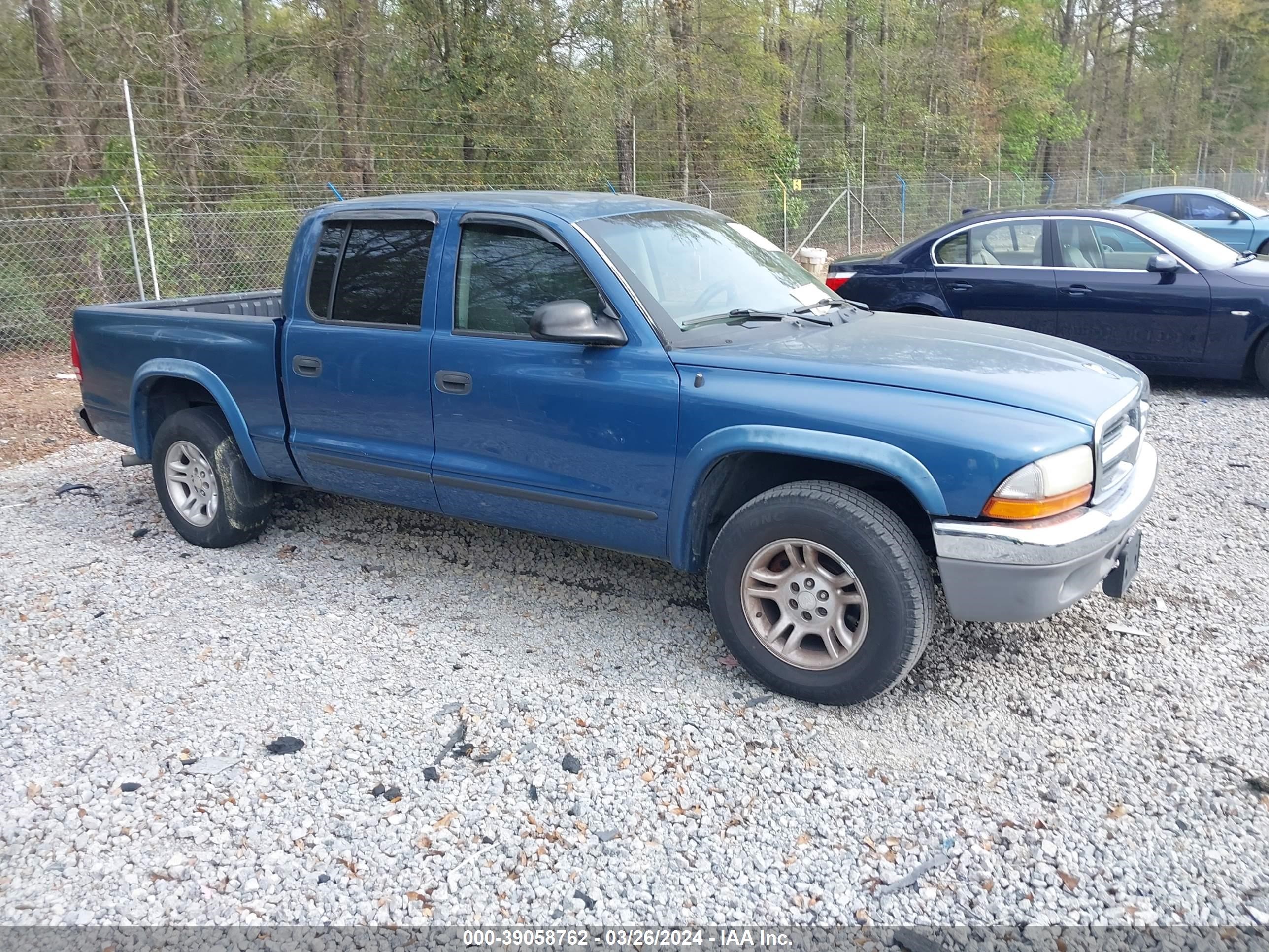 DODGE DAKOTA 2004 1d7hl48n64s651215