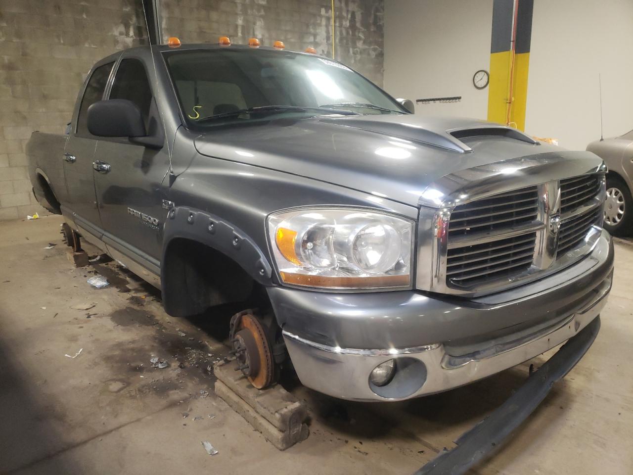 DODGE RAM 2006 1d7hu18276s568705