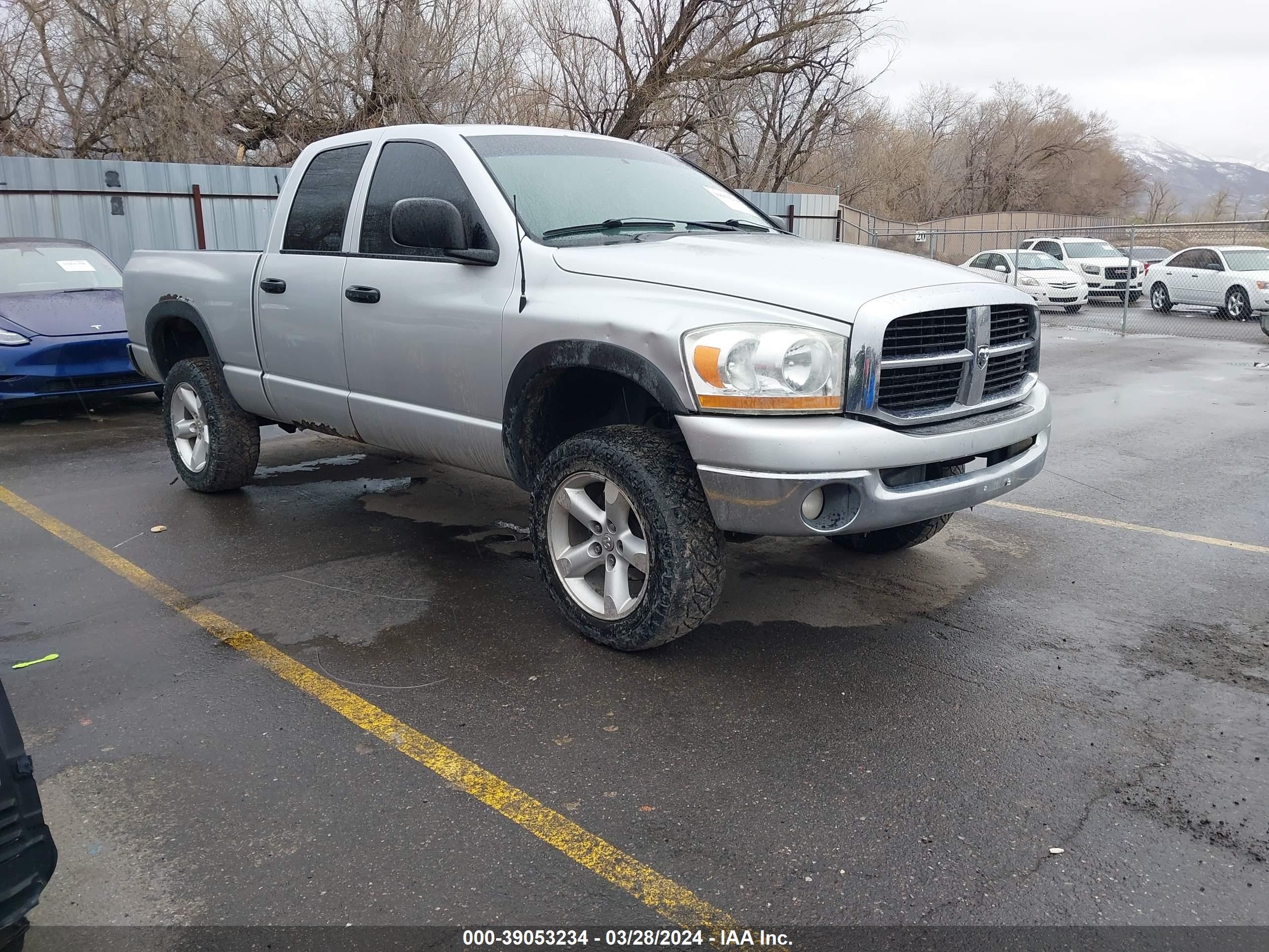 DODGE RAM 2006 1d7hu182x6s511723