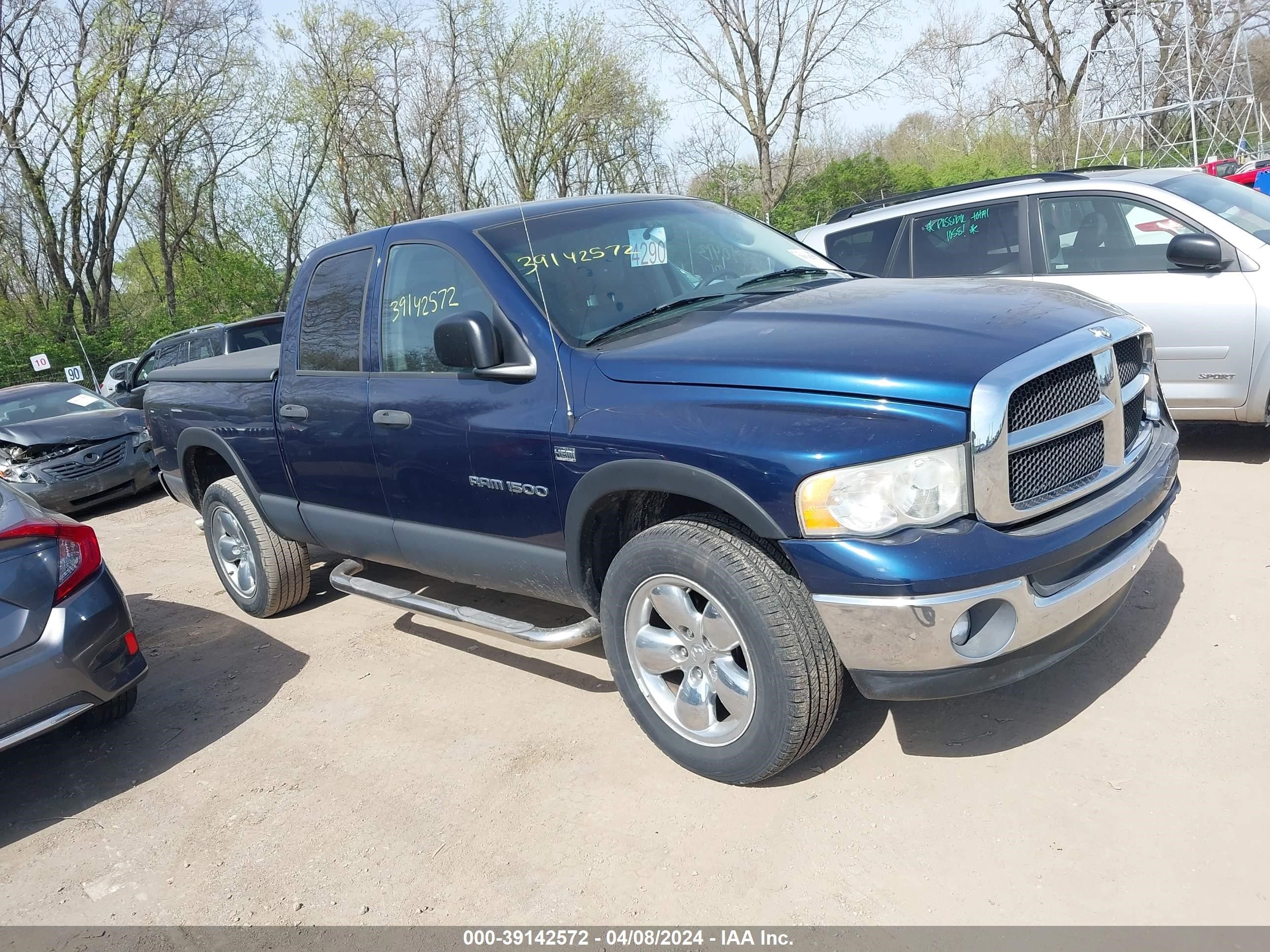 DODGE RAM 2005 1d7hu18d15s352817