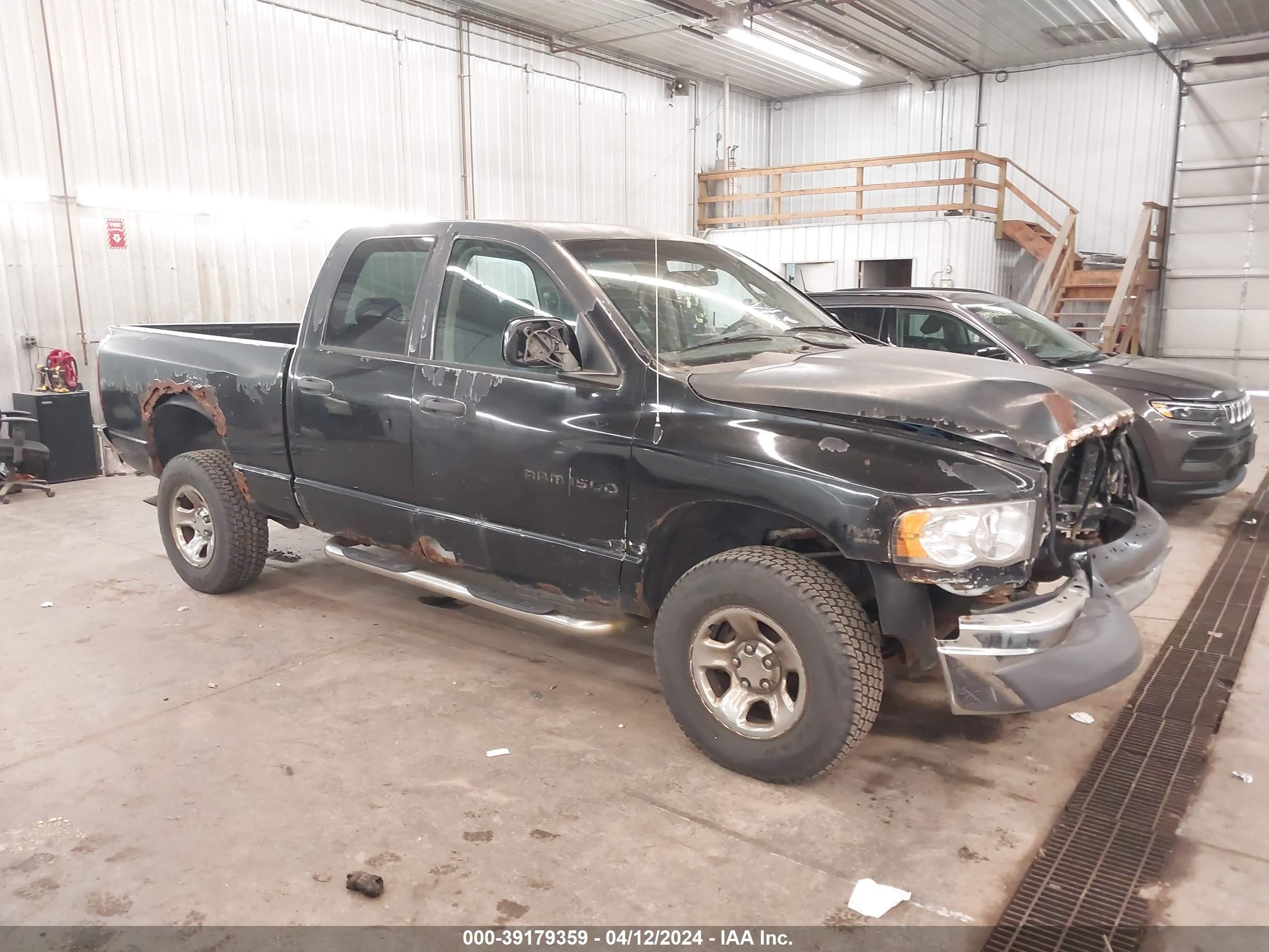 DODGE RAM 2005 1d7hu18d45s320606