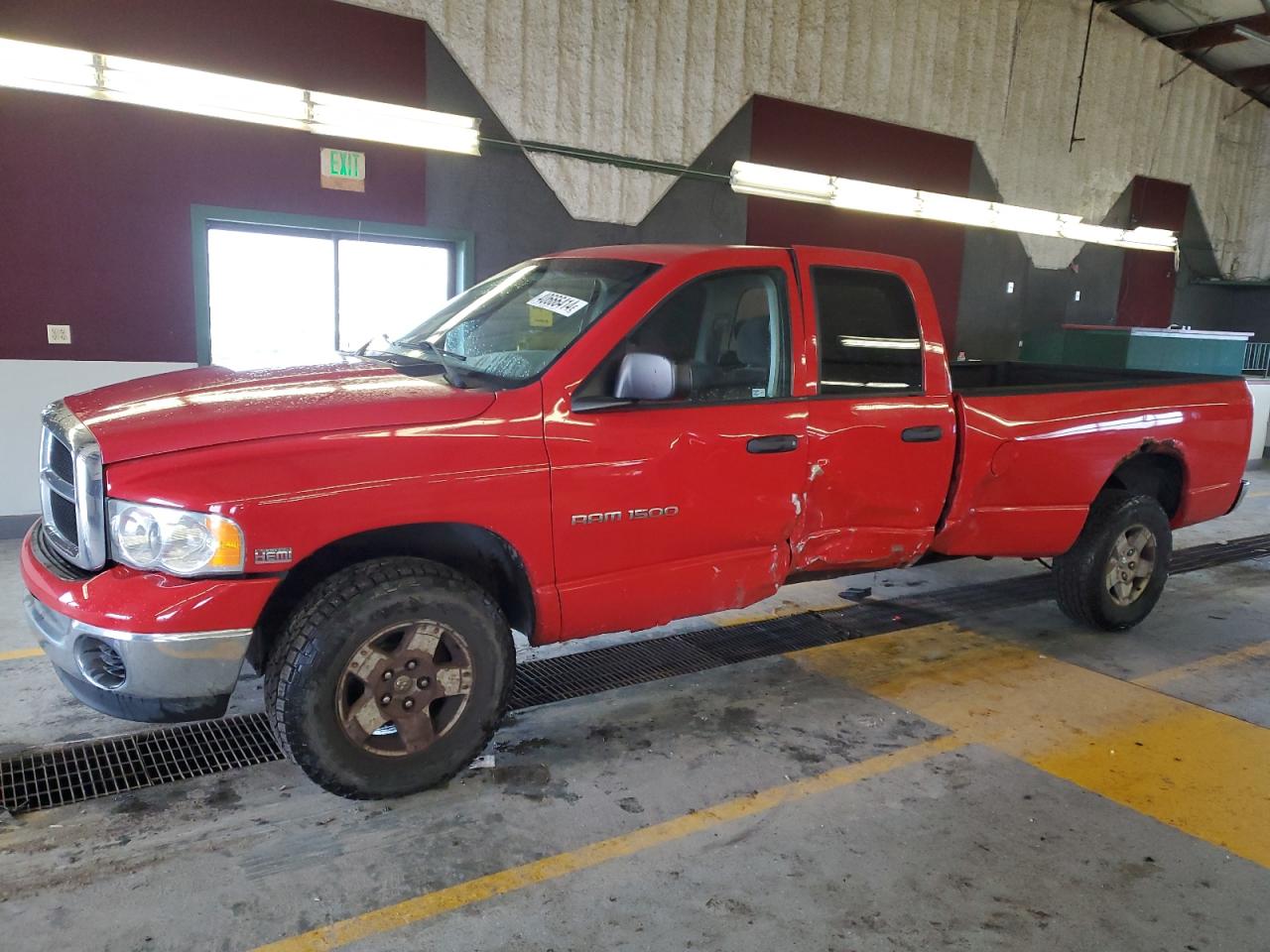 DODGE RAM 2005 1d7hu18d55j597125