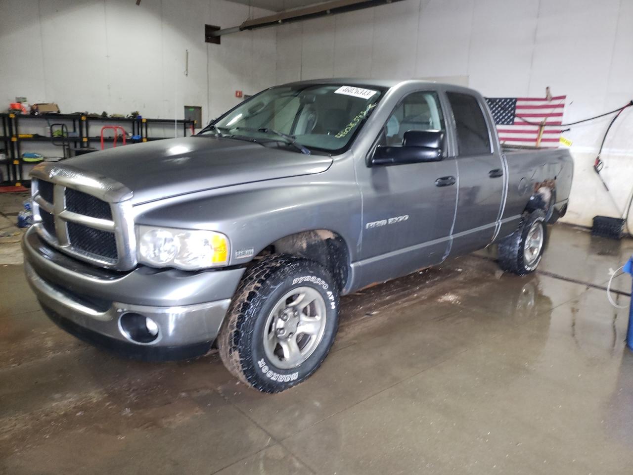 DODGE RAM 2005 1d7hu18d65s129835