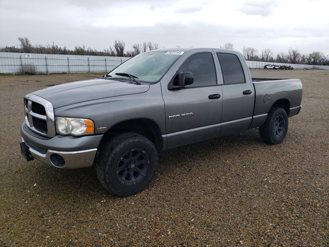 DODGE RAM 2005 1d7hu18d95s122104