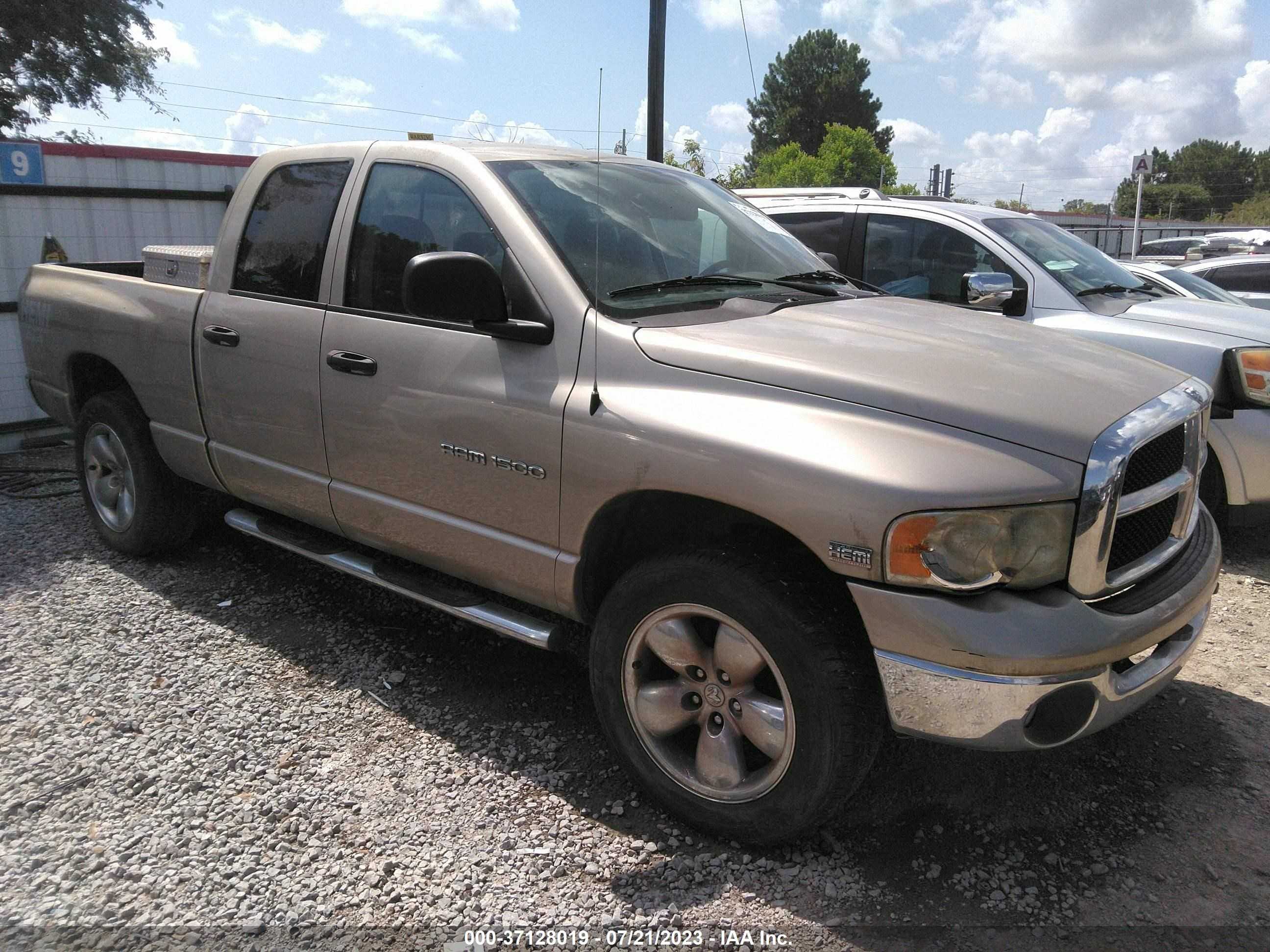 DODGE RAM 2004 1d7hu18dx4j240702