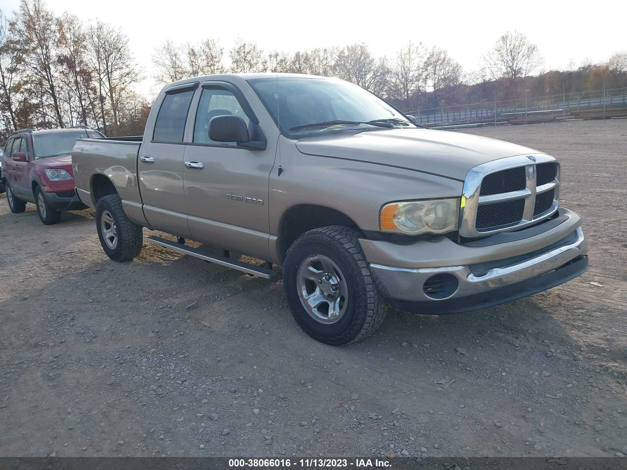 DODGE RAM 2004 1d7hu18nx4j108421