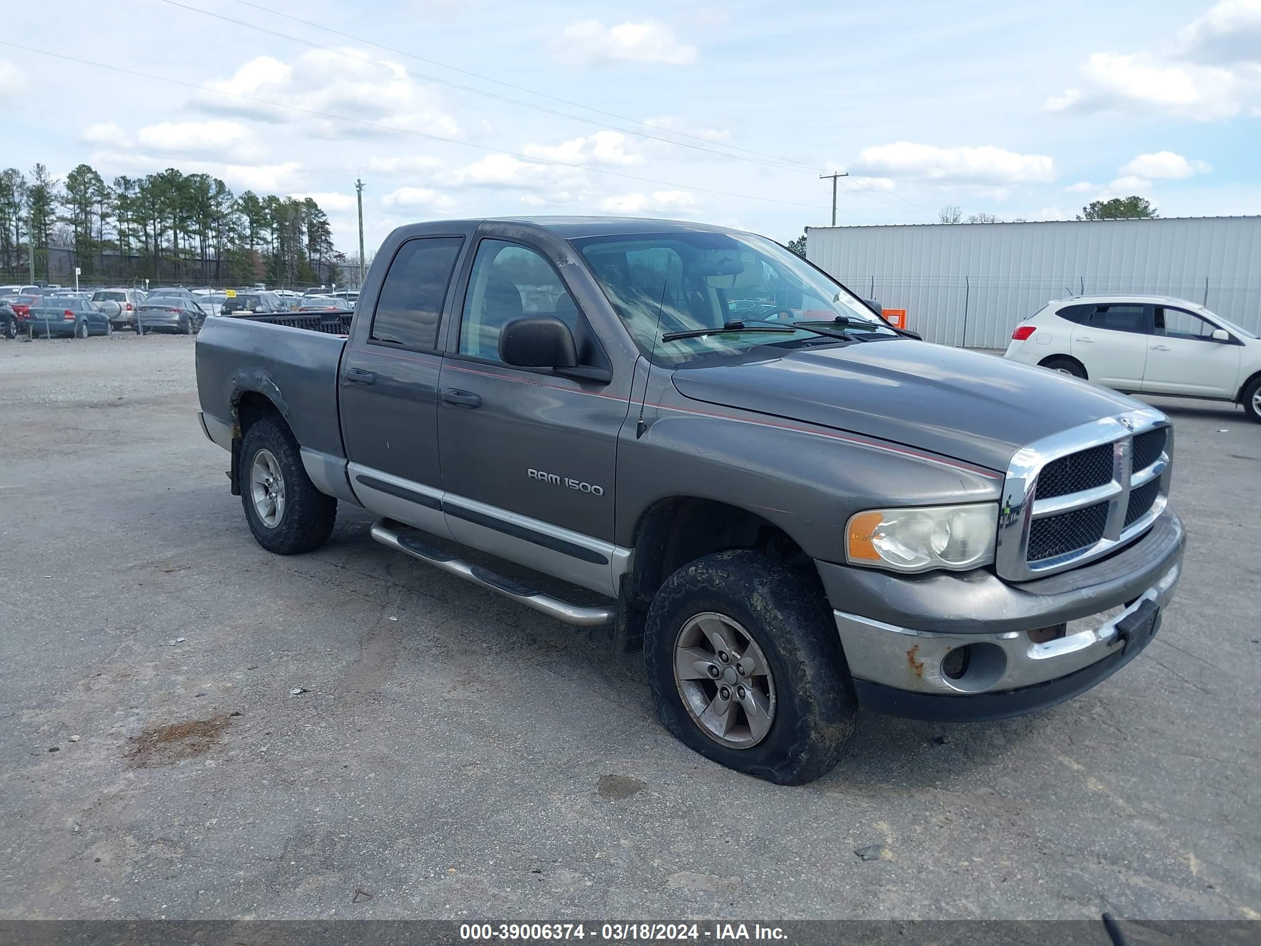 DODGE RAM 2004 1d7hu18nx4s523068