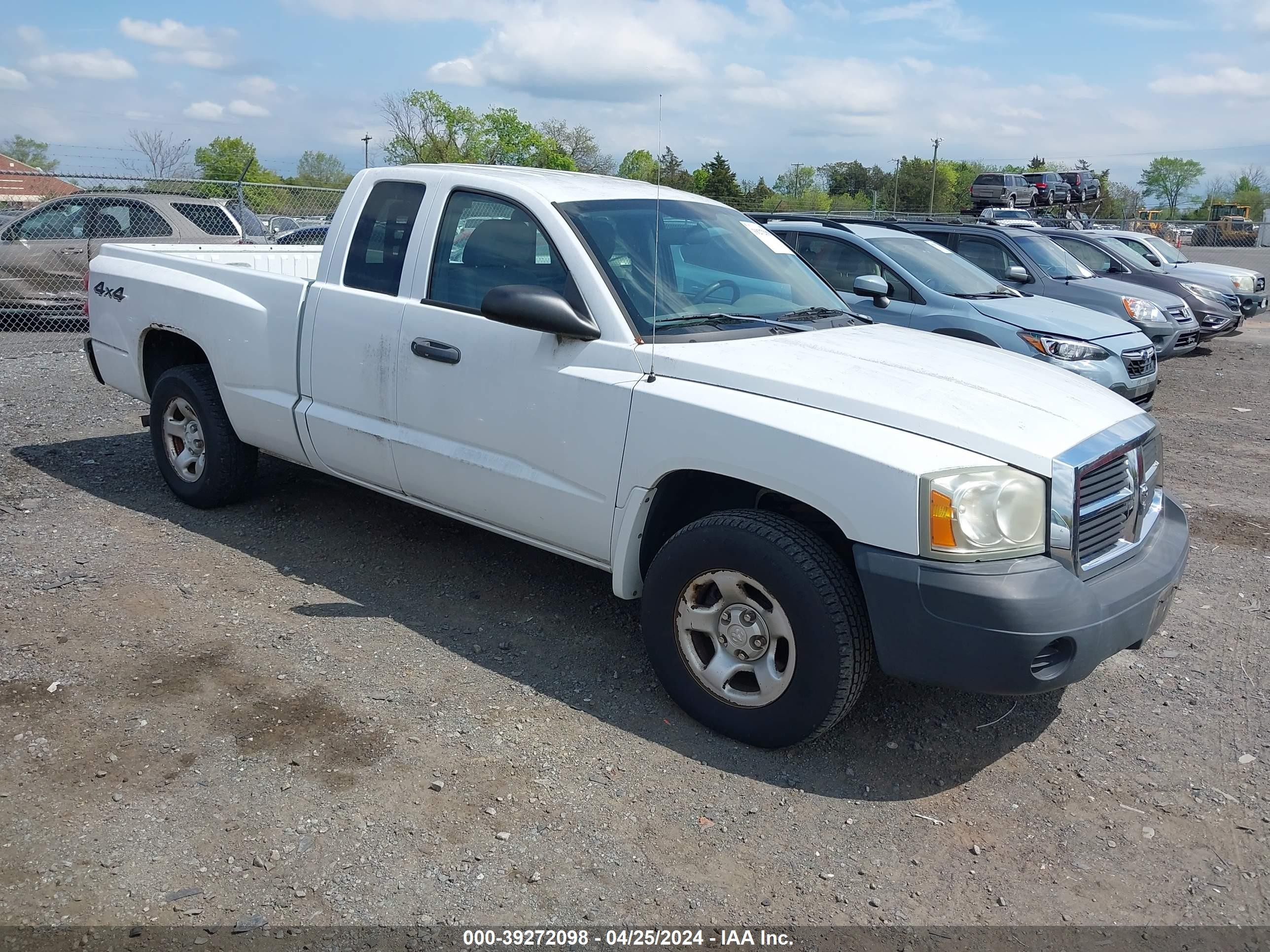 DODGE DAKOTA 2005 1d7hw22n45s357382