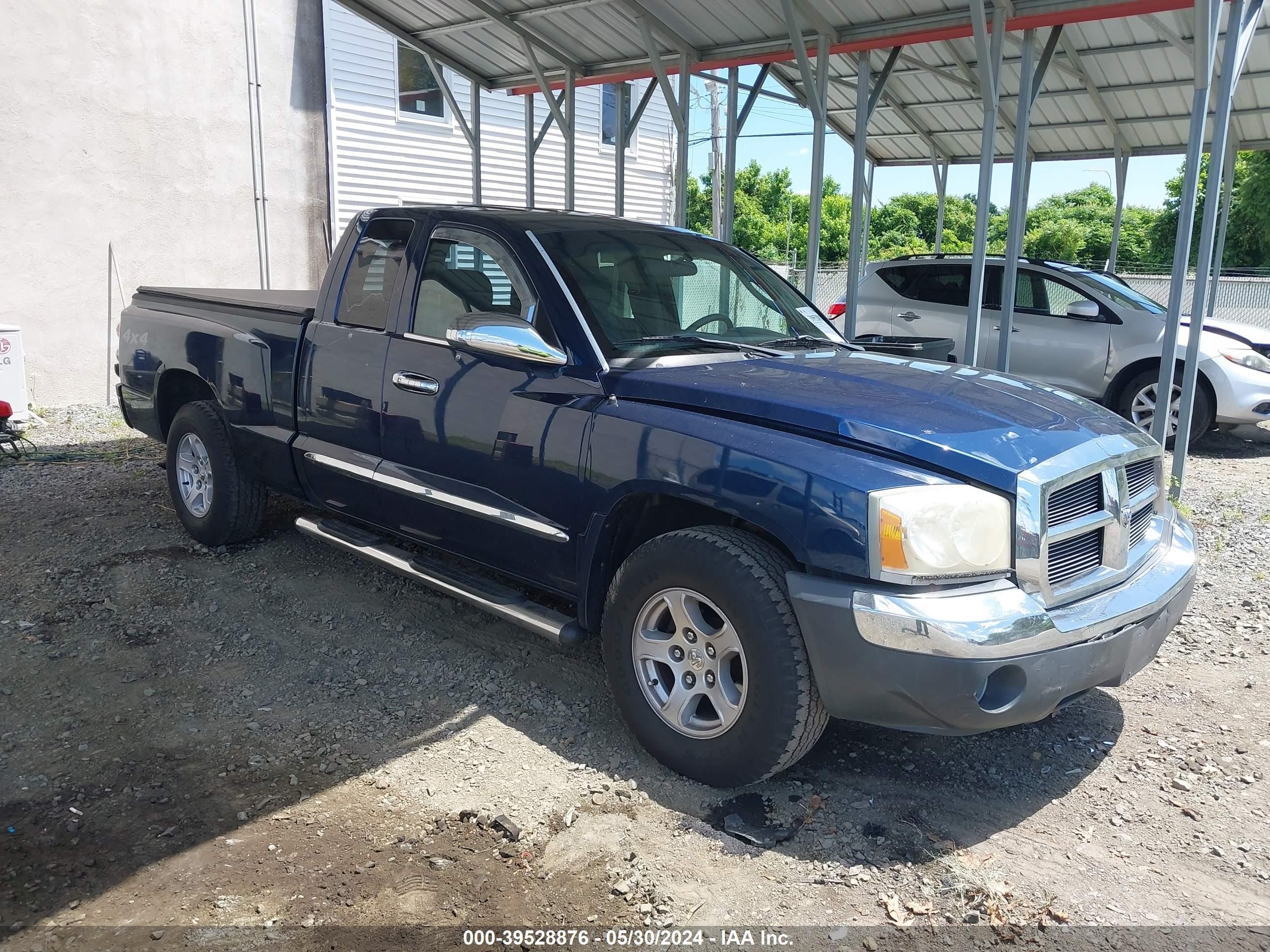 DODGE DAKOTA 2005 1d7hw42n05s184861