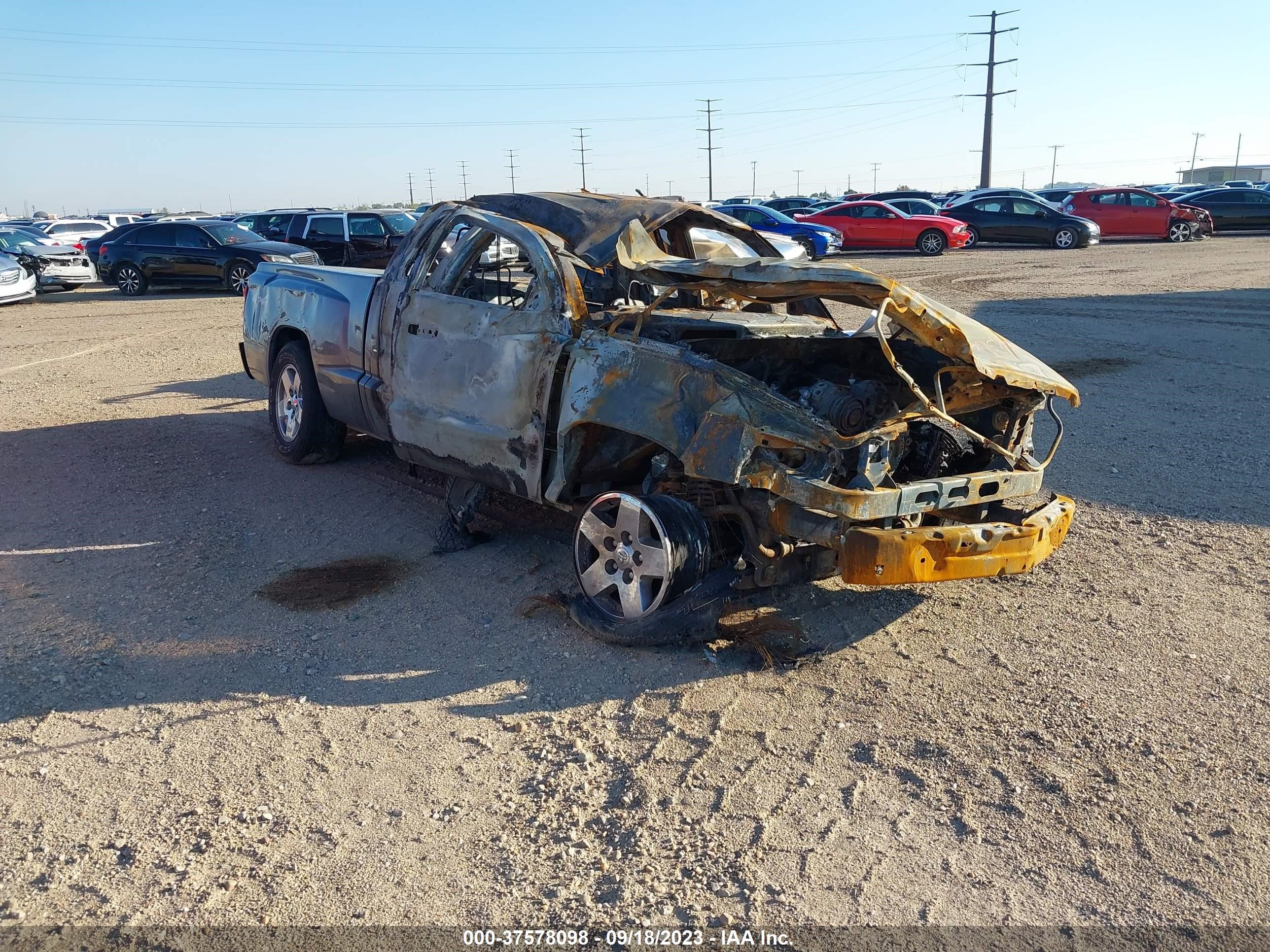 DODGE DAKOTA 2005 1d7hw42n35s164233