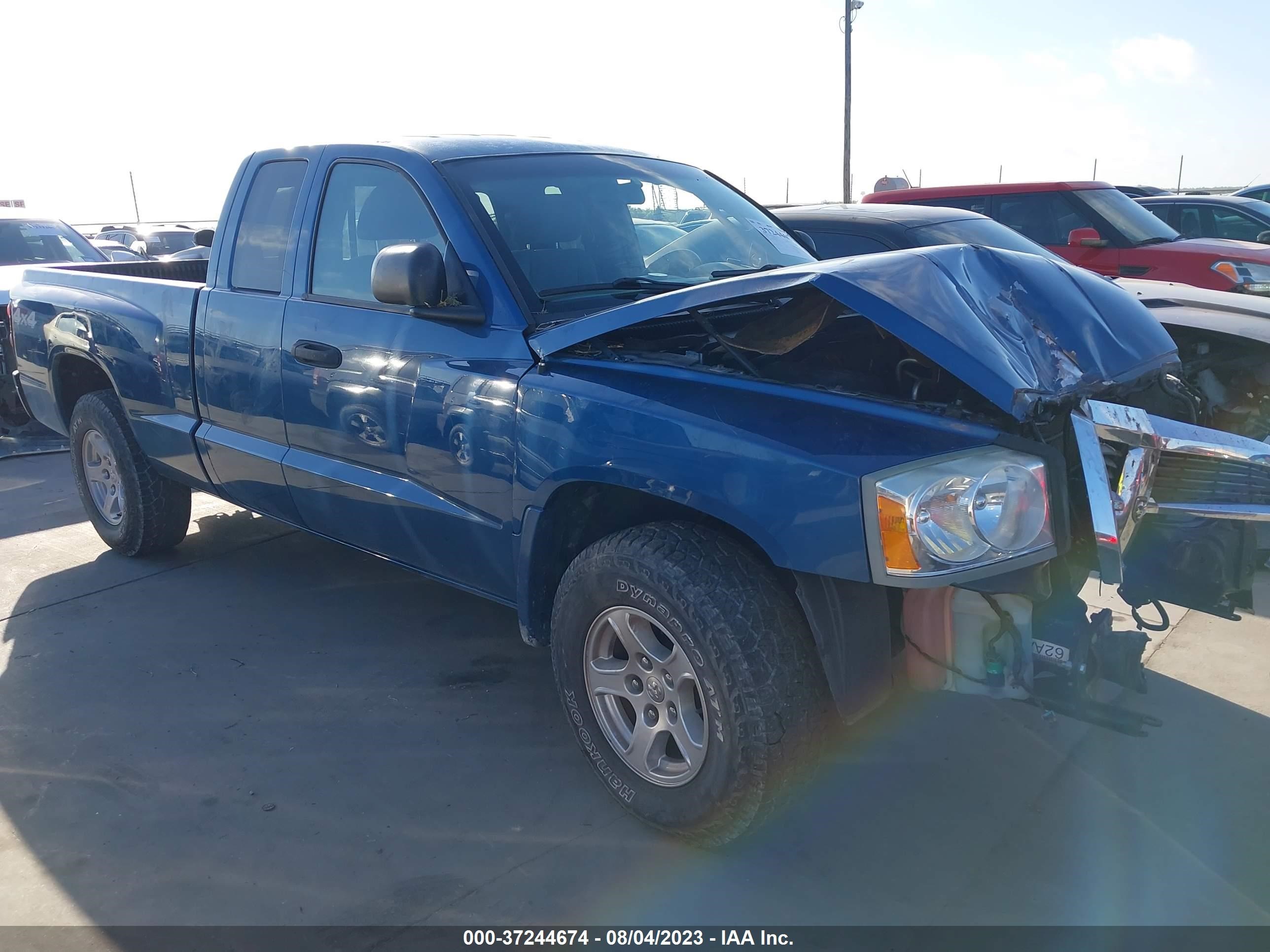 DODGE DAKOTA 2005 1d7hw42n55s252278