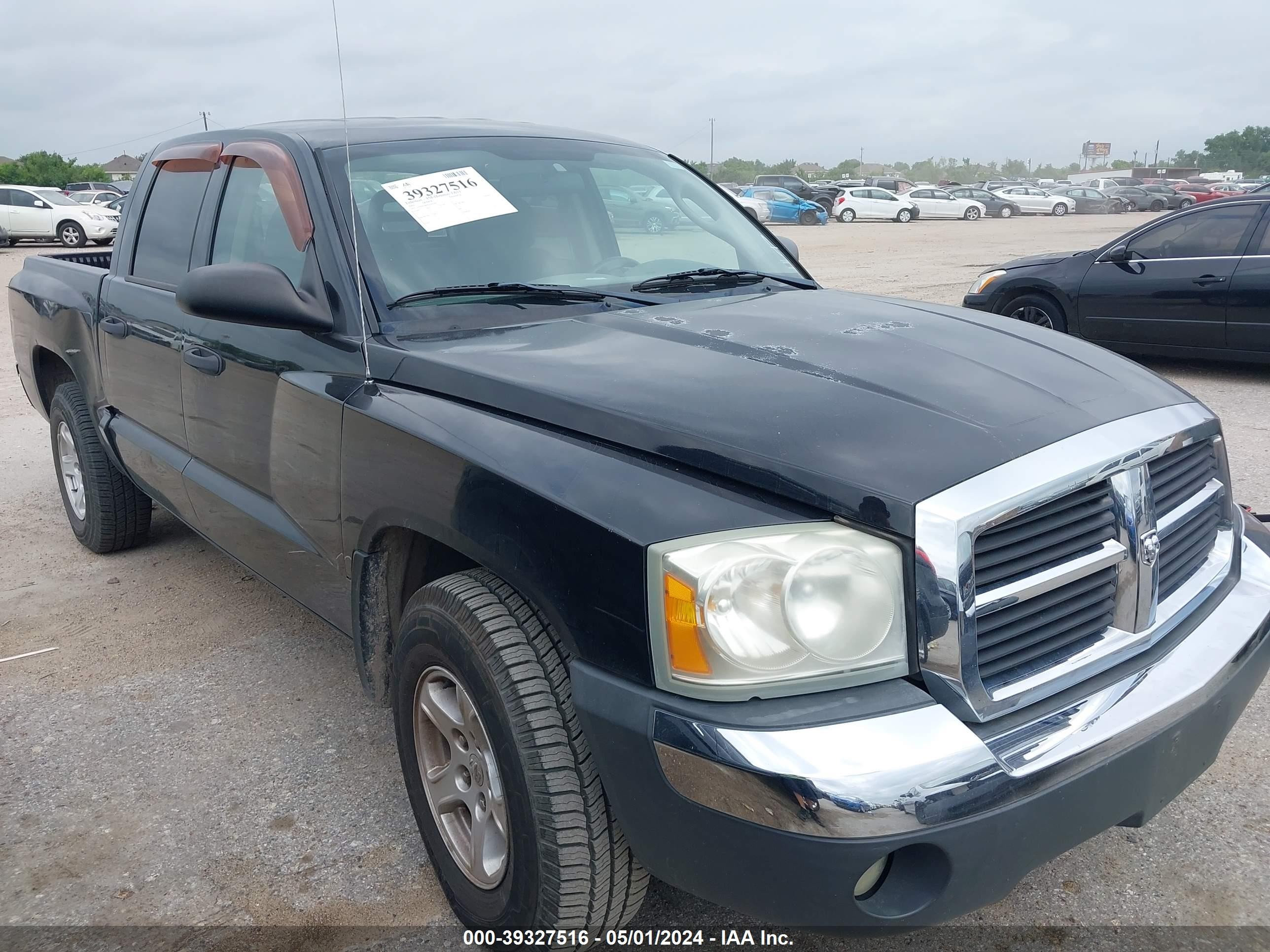 DODGE DAKOTA 2005 1d7hw48k45s265066