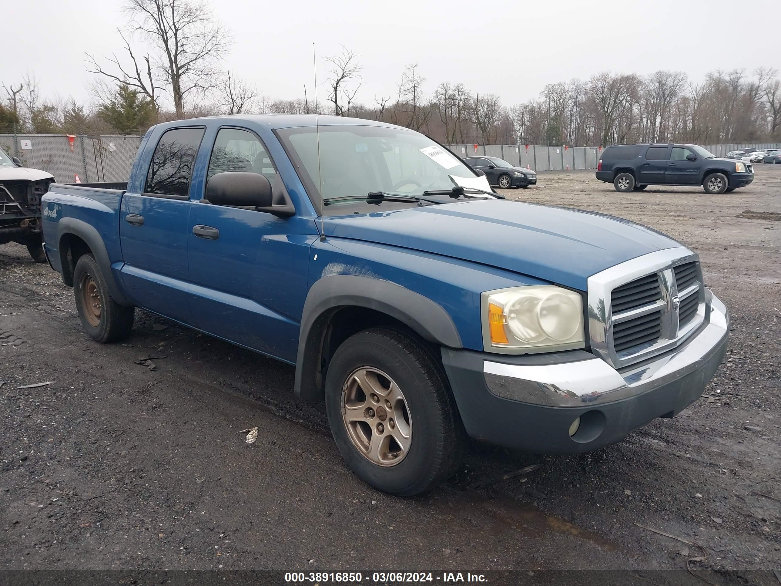 DODGE DAKOTA 2005 1d7hw48n15s236201