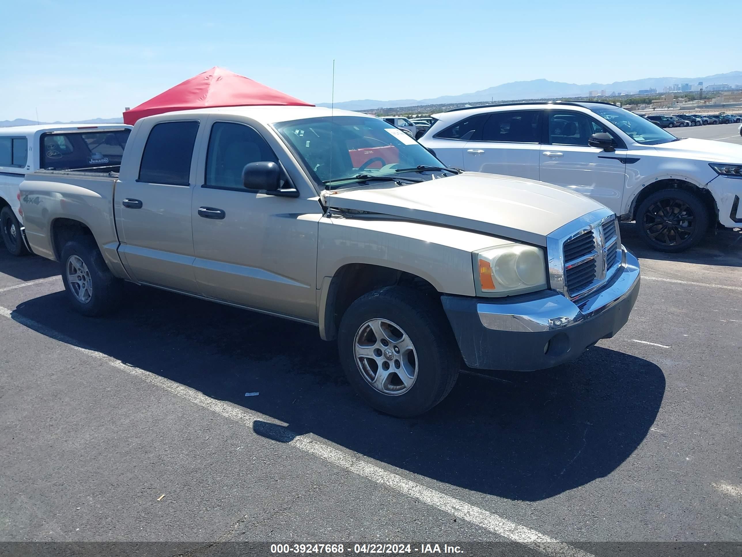 DODGE DAKOTA 2005 1d7hw48n15s257095