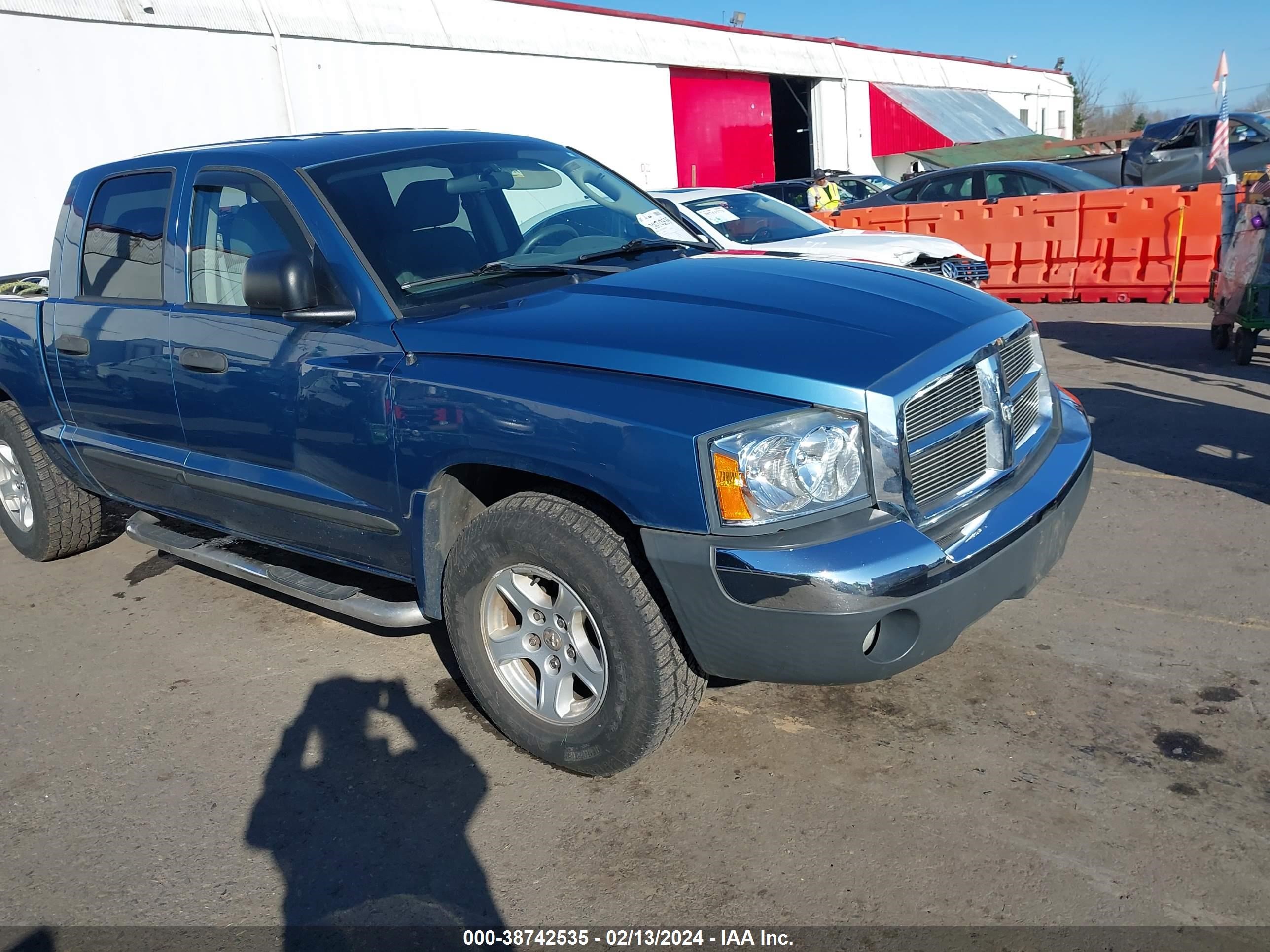 DODGE DAKOTA 2005 1d7hw48n25s130307