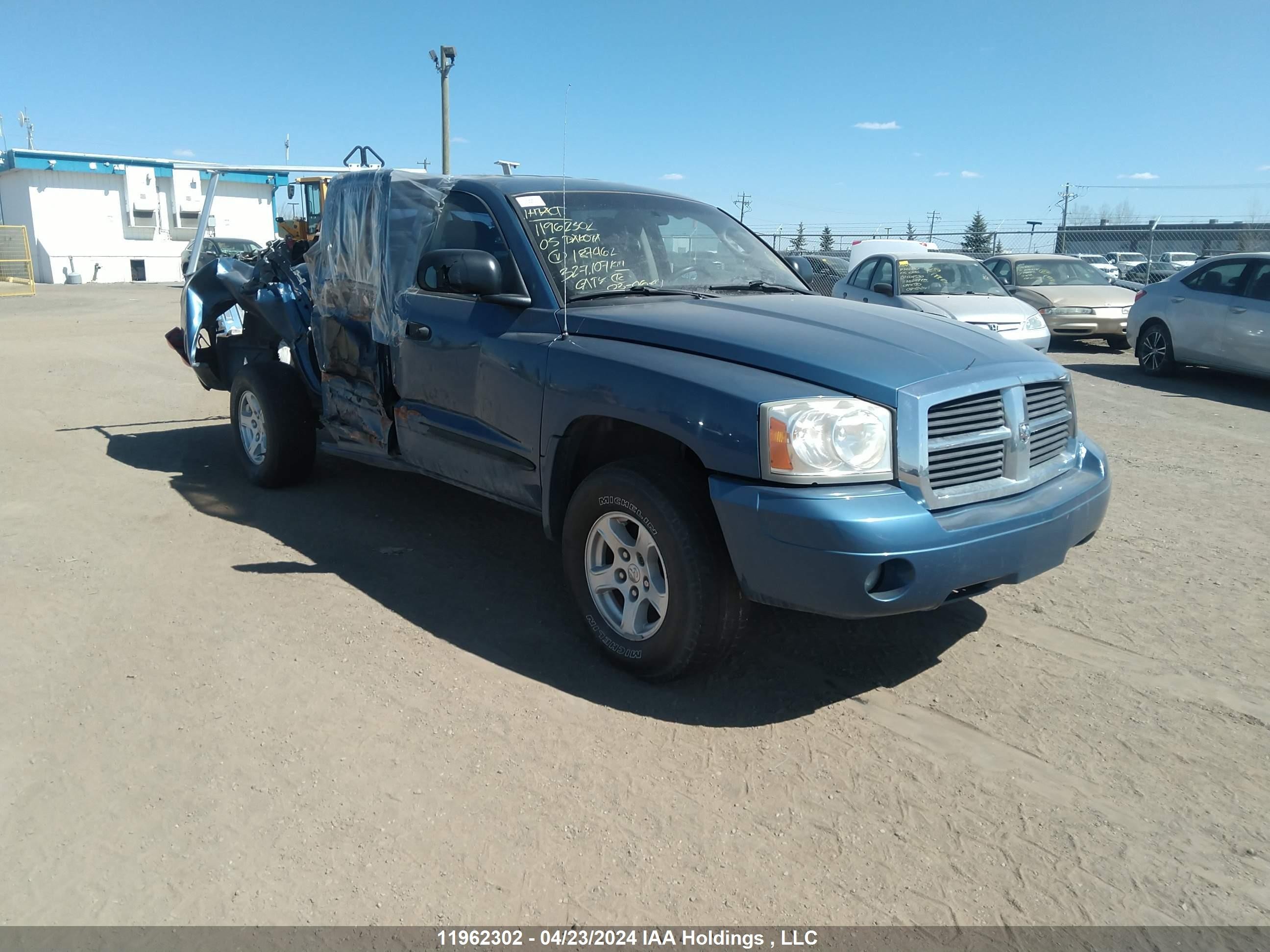 DODGE DAKOTA 2005 1d7hw48n25s187462