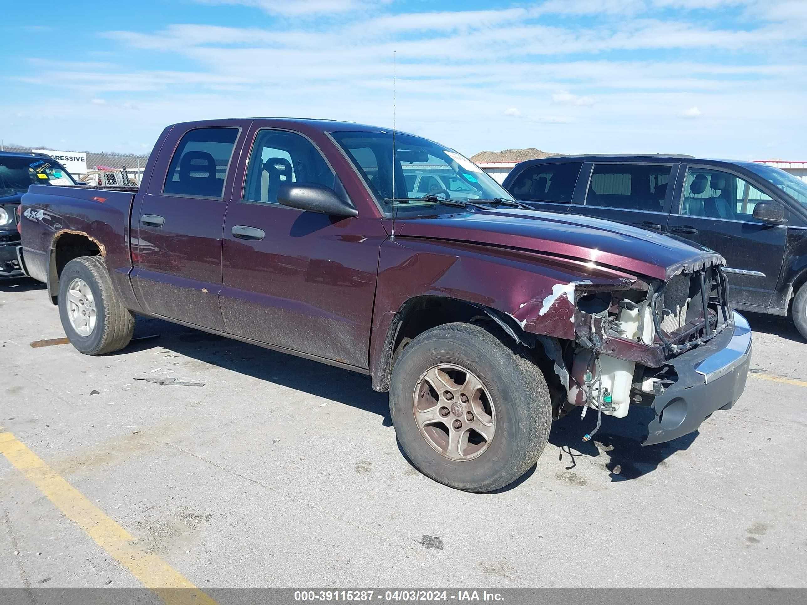 DODGE DAKOTA 2005 1d7hw48n35s235017