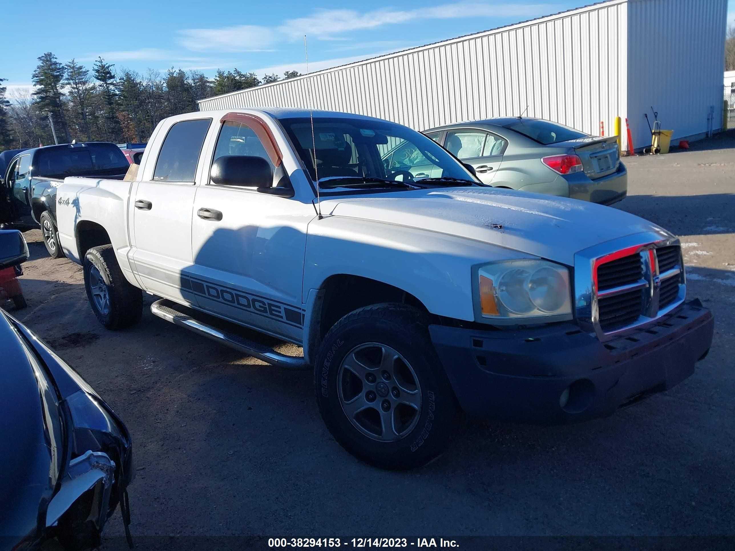 DODGE DAKOTA 2005 1d7hw48n75s254587