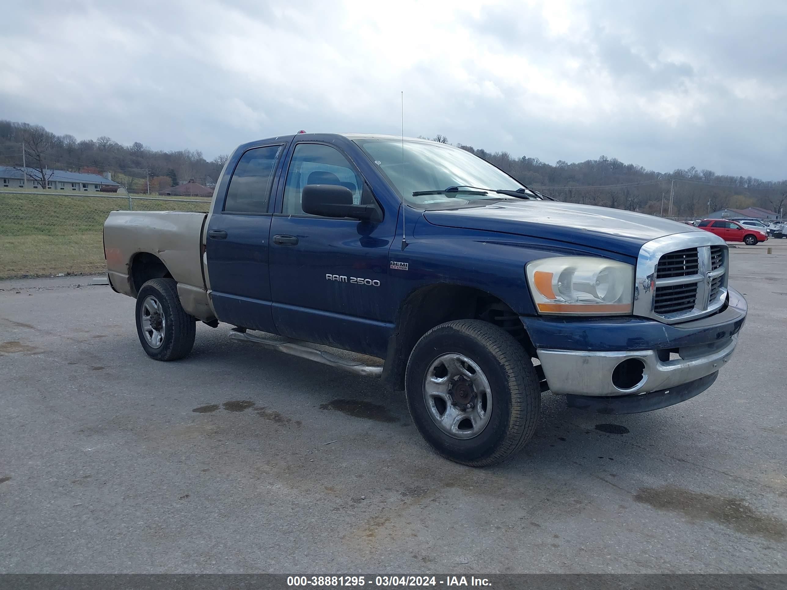 DODGE RAM 2004 1d7ku28d84j258594