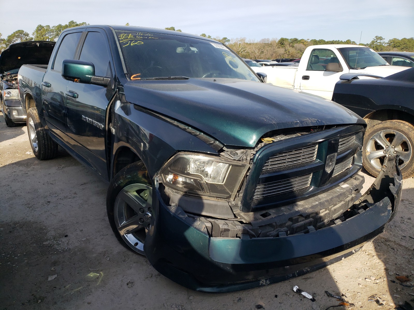 DODGE RAM 1500 2011 1d7rb1ct4bs526075