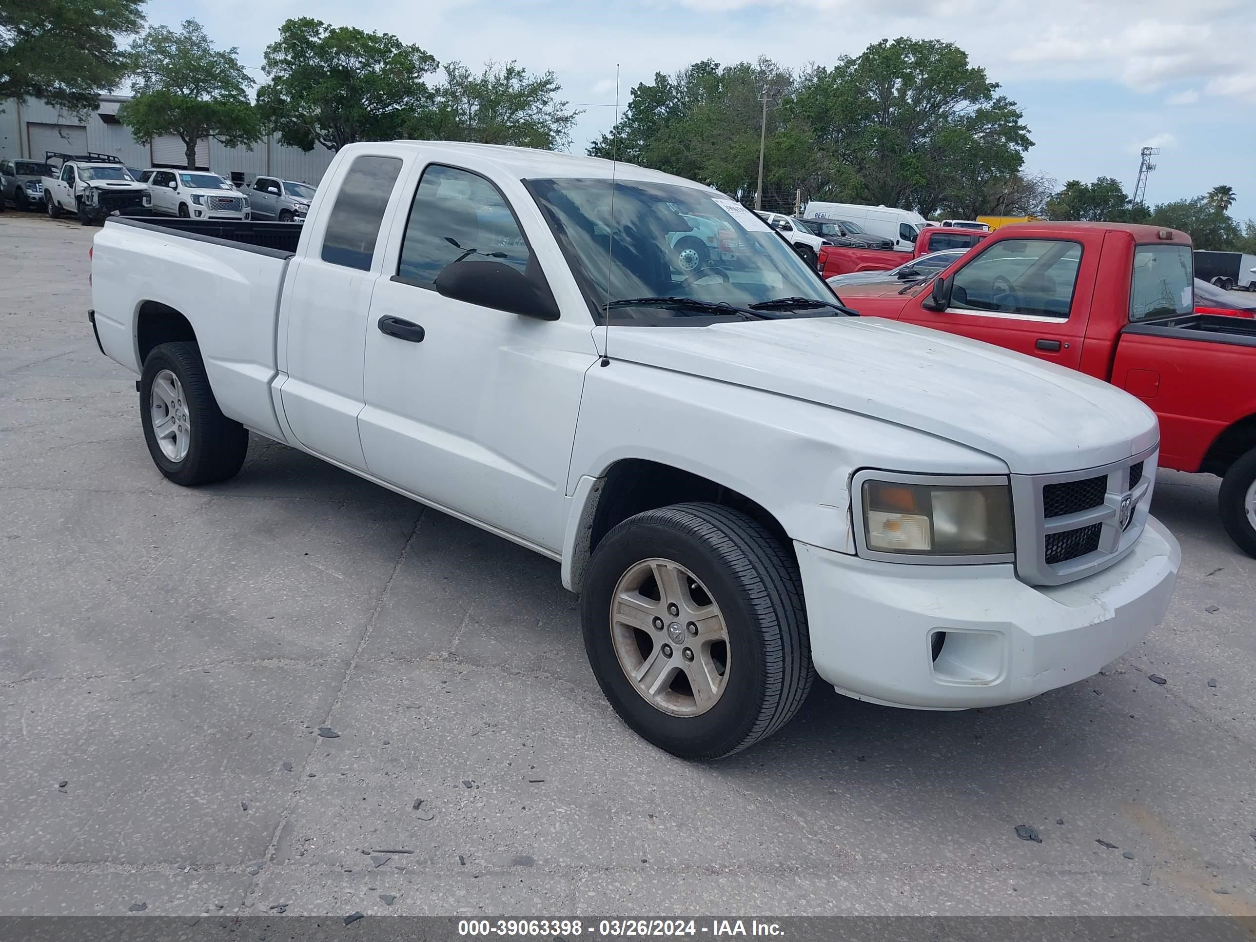 RAM DAKOTA 2011 1d7re3bk6bs656290