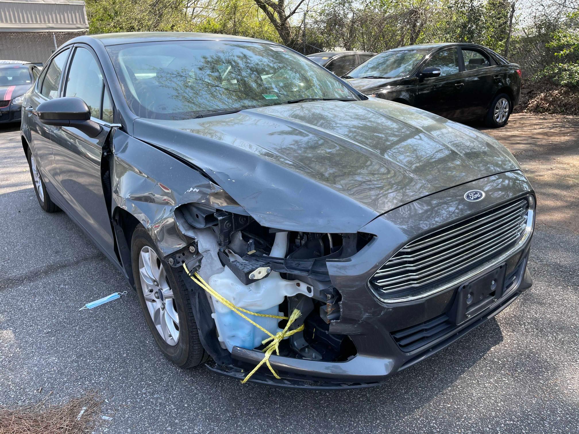 FORD FUSION S 2015 1fa6p0g74f5103576