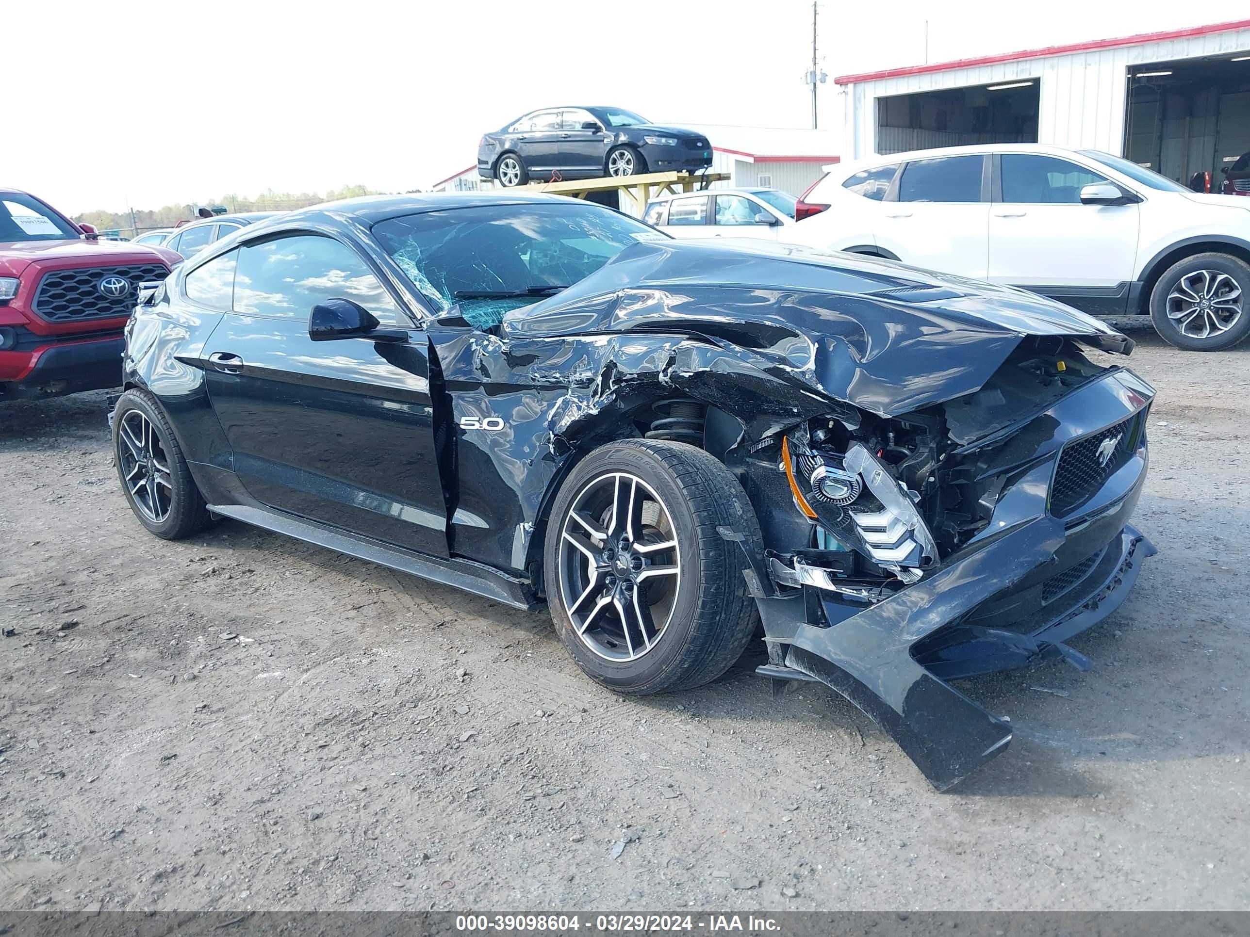 FORD MUSTANG 2018 1fa6p8cf9j5161896