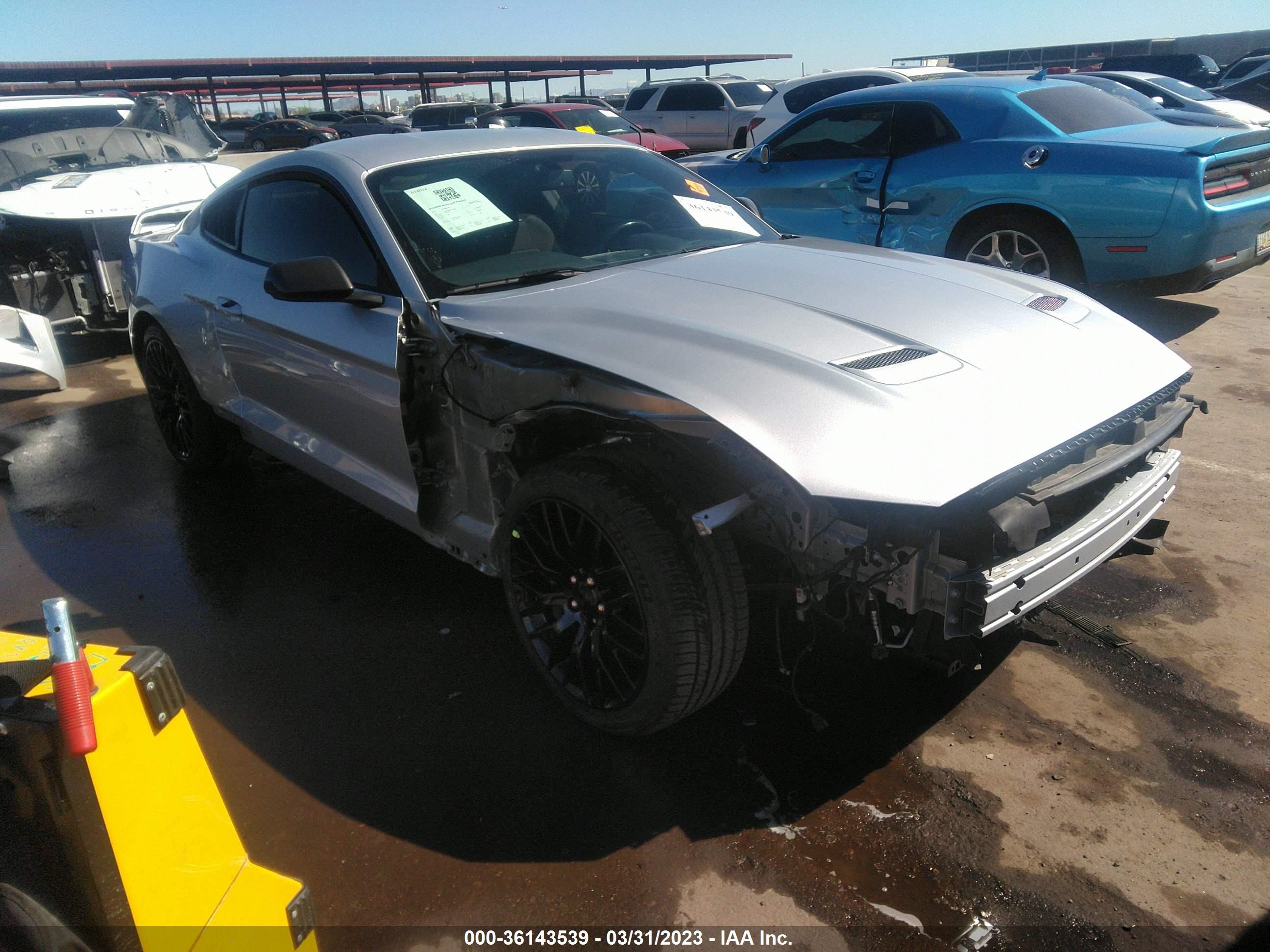 FORD MUSTANG 2019 1fa6p8cfxk5169409