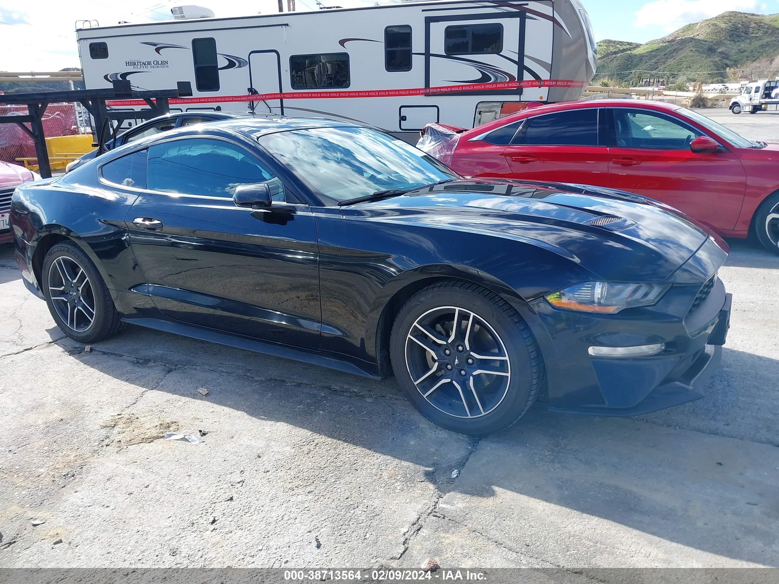 FORD MUSTANG 2018 1fa6p8th0j5176336