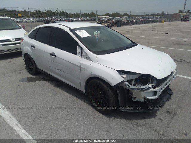 FORD FOCUS 2014 1fadp3e20el153109