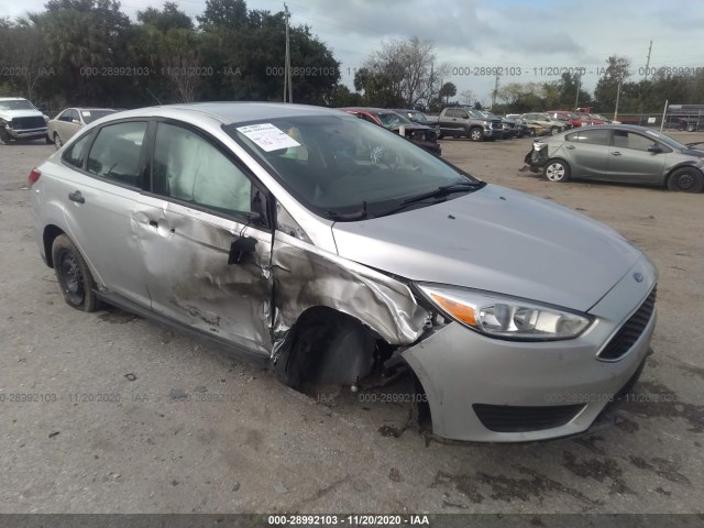 FORD FOCUS 2017 1fadp3e20hl282357